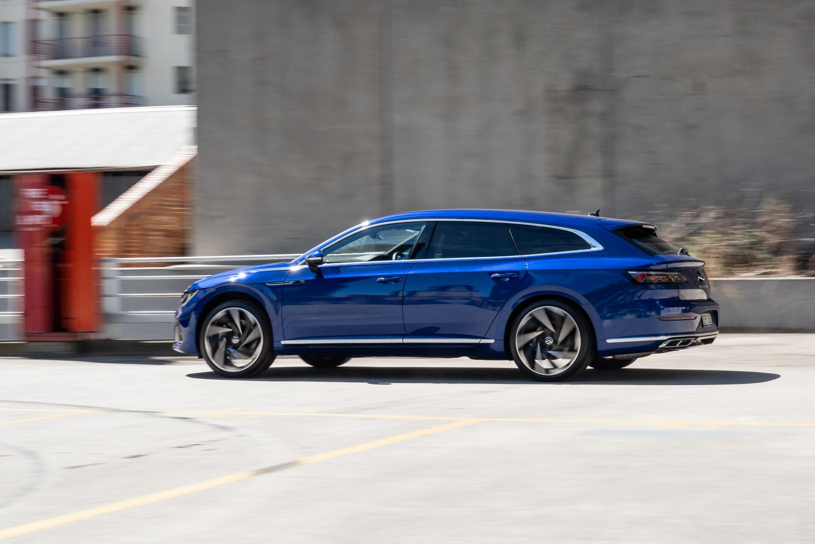 Arteon shooting brake r line Arteon shooting brake r line