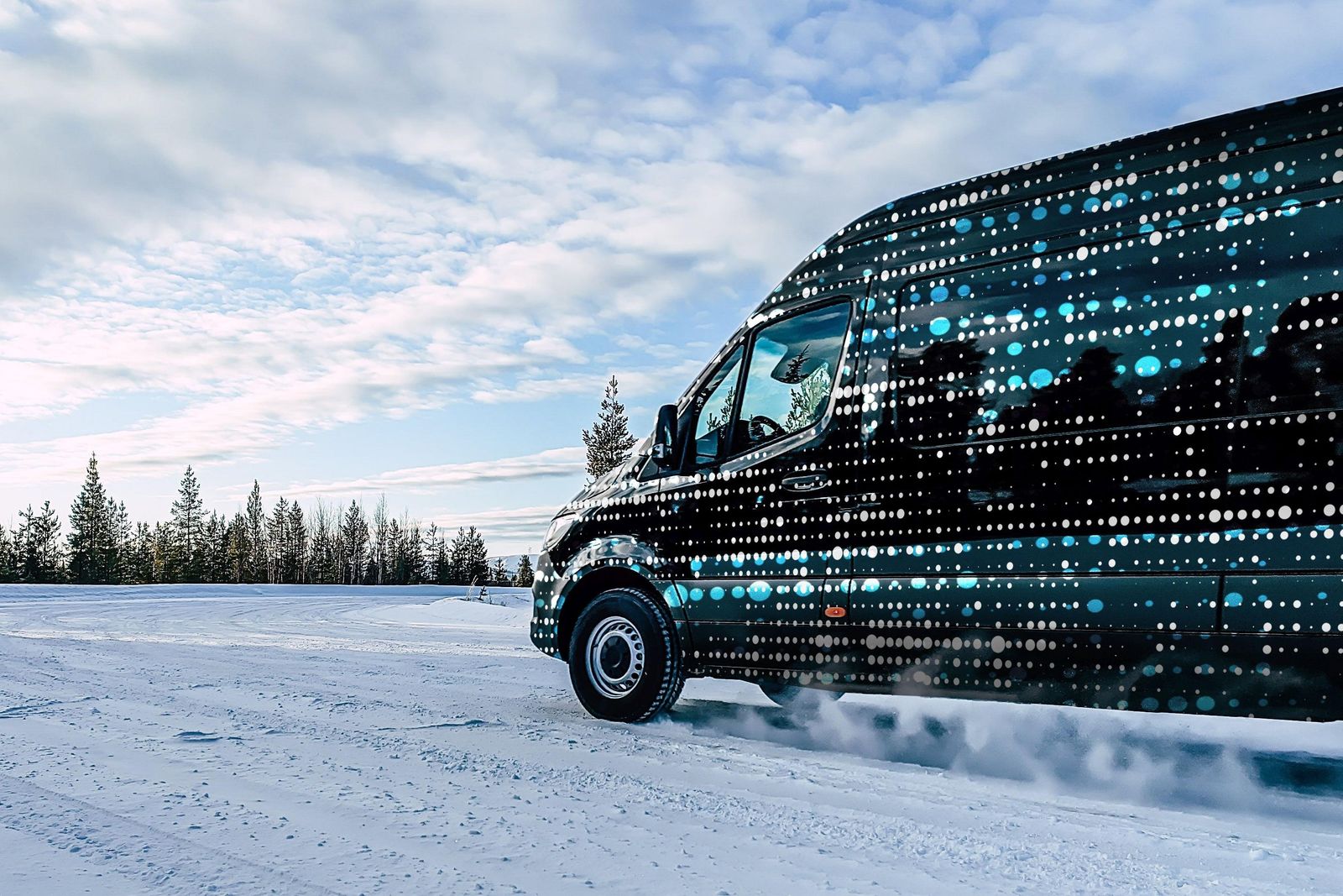 2024 Mercedes-Benz eSprinter EV to nudge 500km range