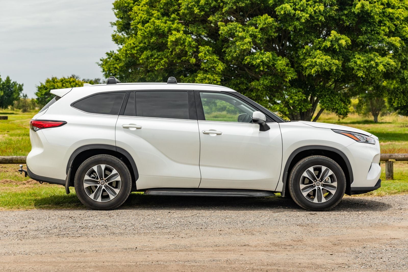 Lexus TX three-row crossover to sit above RX L - report