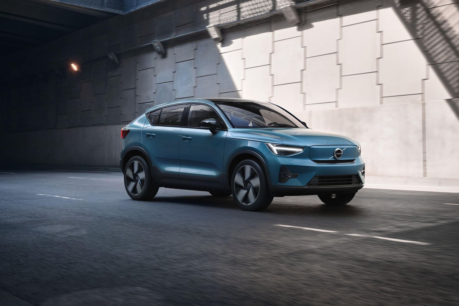 2023 Volvo C40 Recharge price and specs