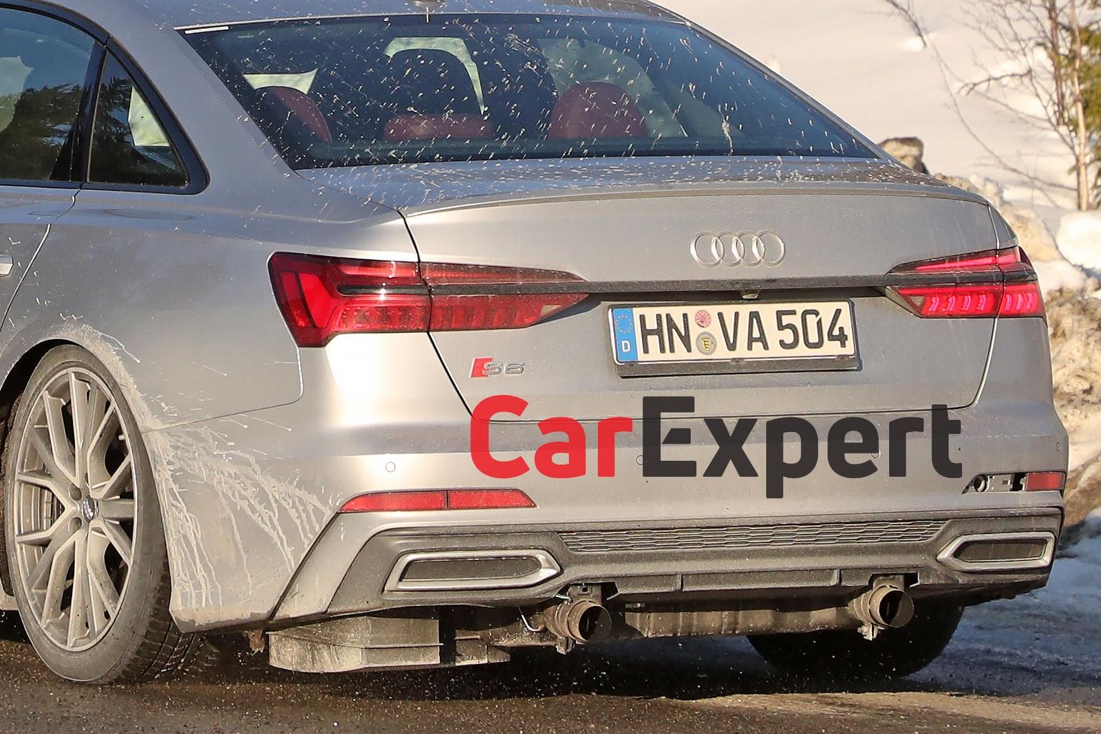 Strange 2022 Audi S6 prototype spied