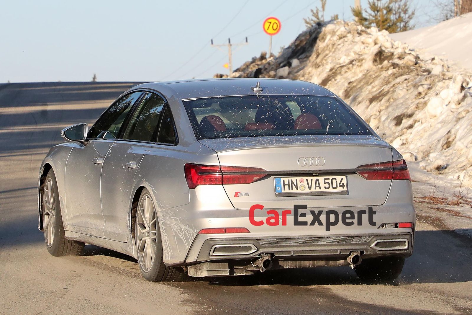 Strange 2022 Audi S6 prototype spied