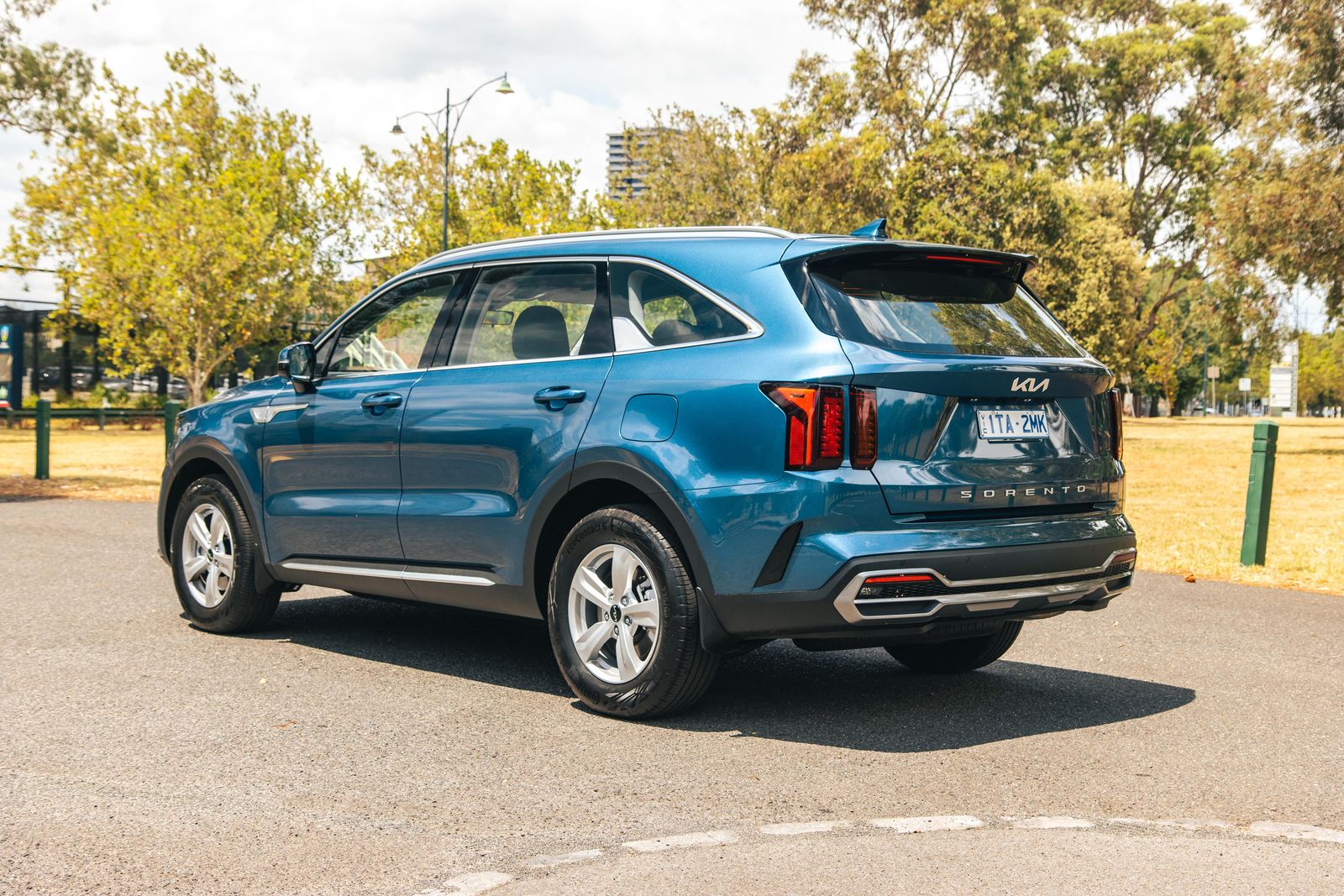 2022 Kia Sorento S V6 FWD