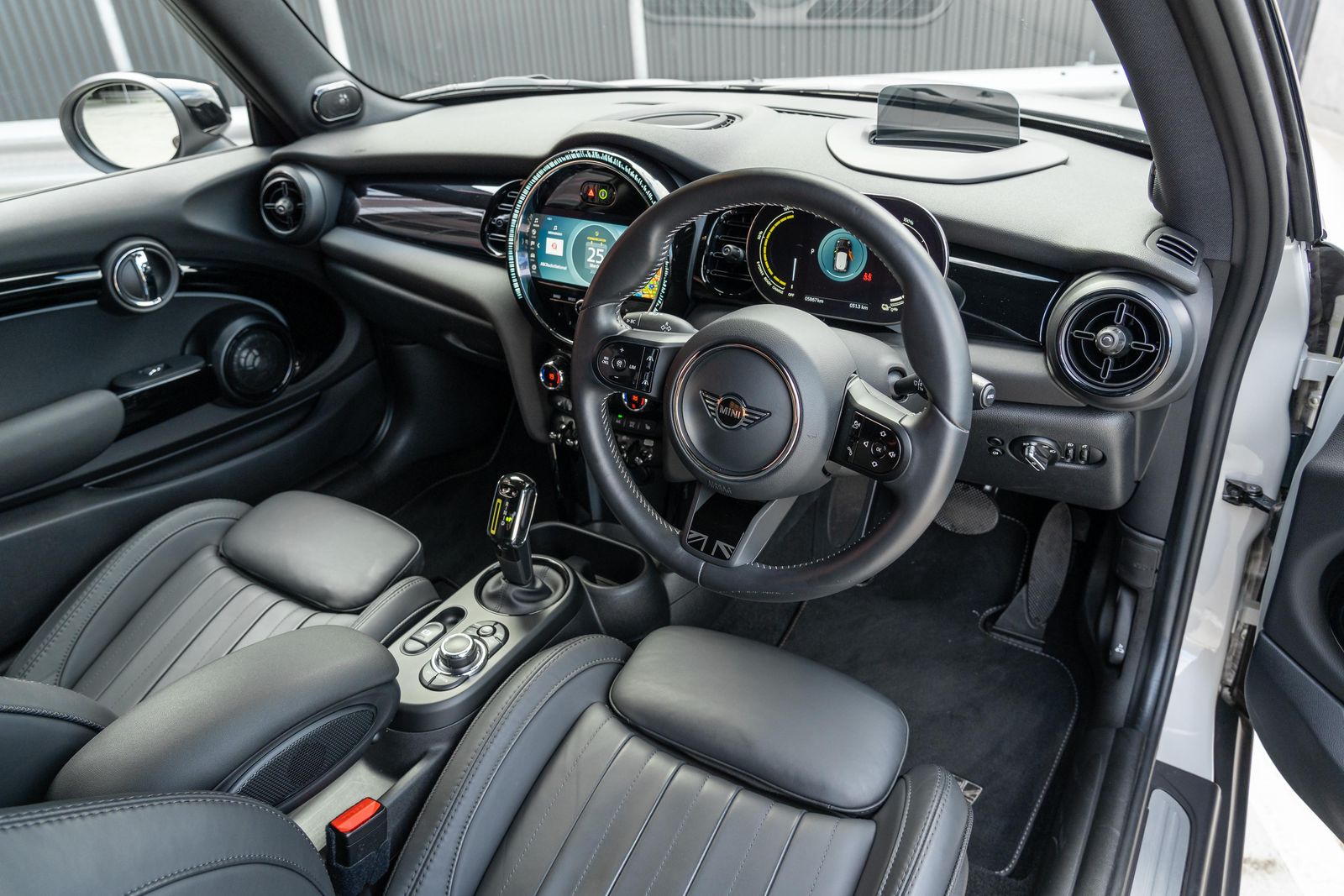 2022 Mini Electric Hatch