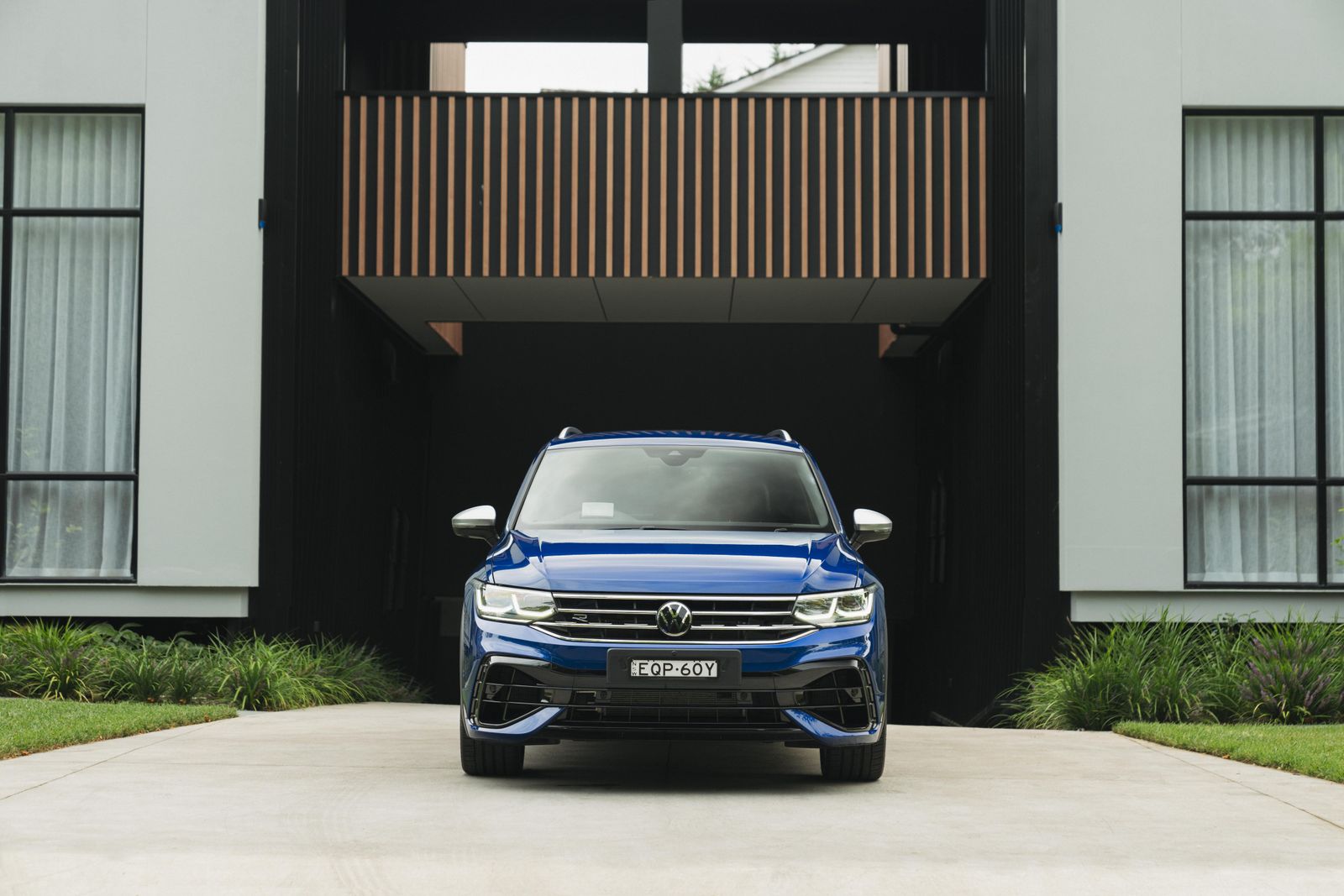 2022 Volkswagen Tiguan R