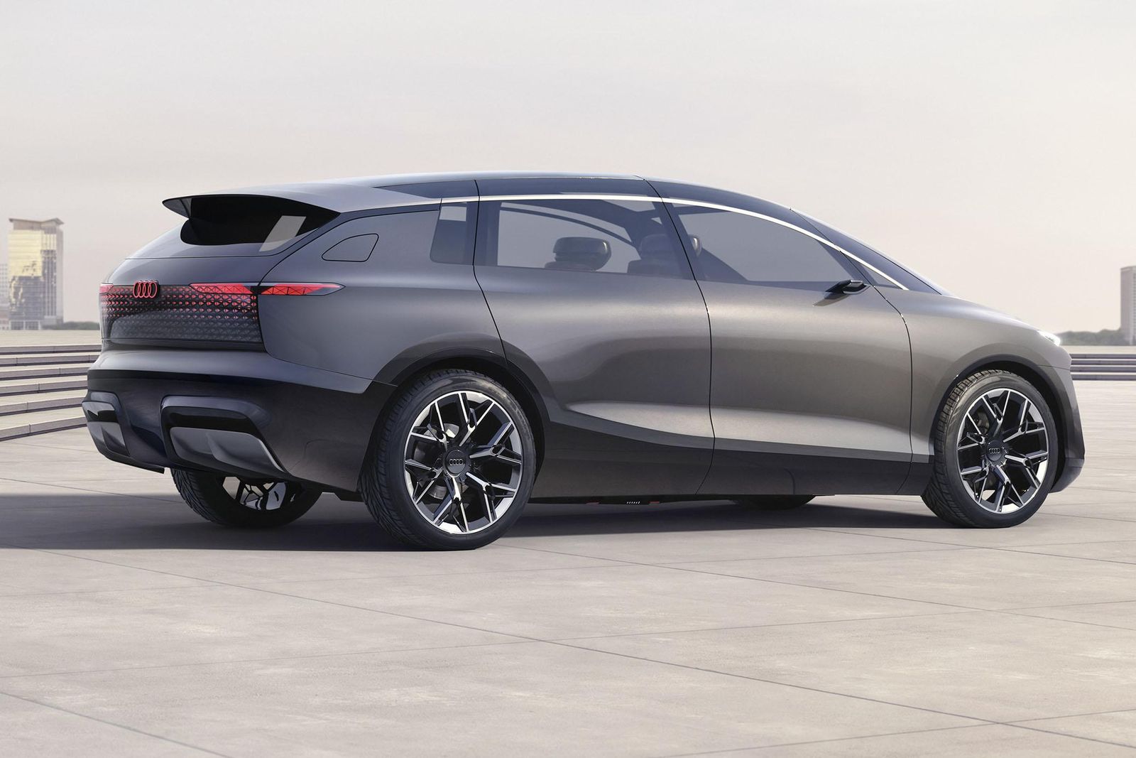 Audi Urbansphere concept unveiled