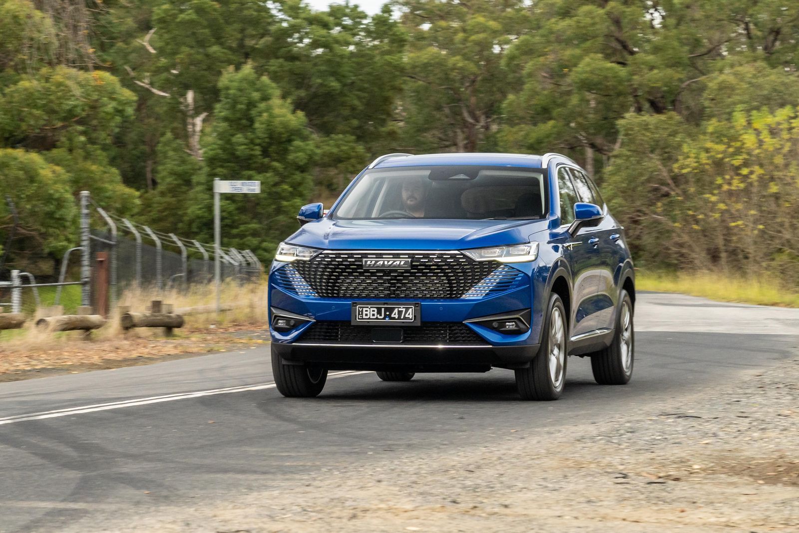 2022 Haval H6 Hybrid v Toyota RAV4 Hybrid comparison