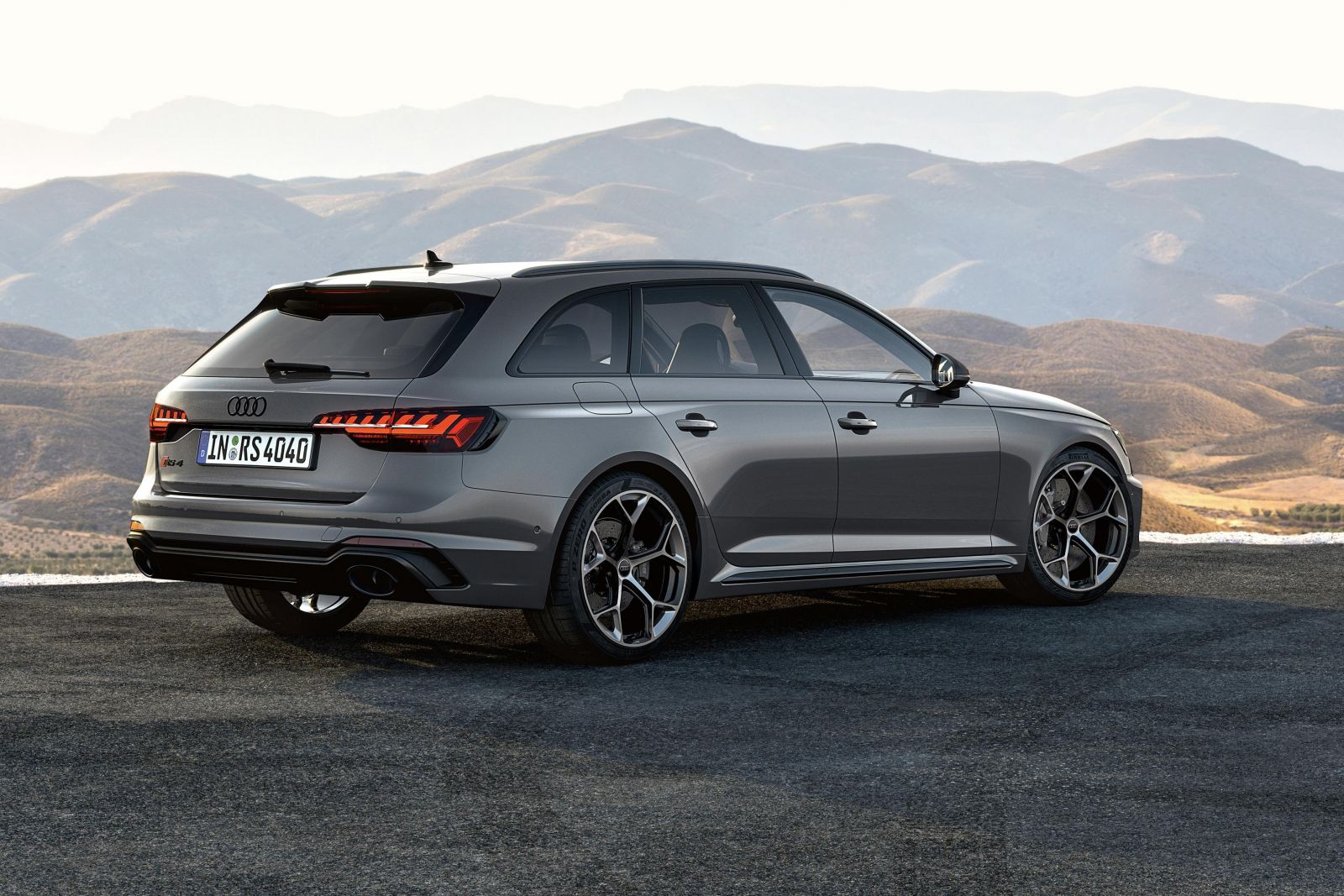 Audi RS4, RS5 hardcore 'competition' upgrades are coming