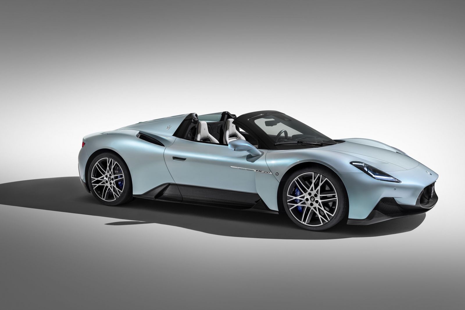 2023 Maserati MC20 and MC20 Cielo price and specs