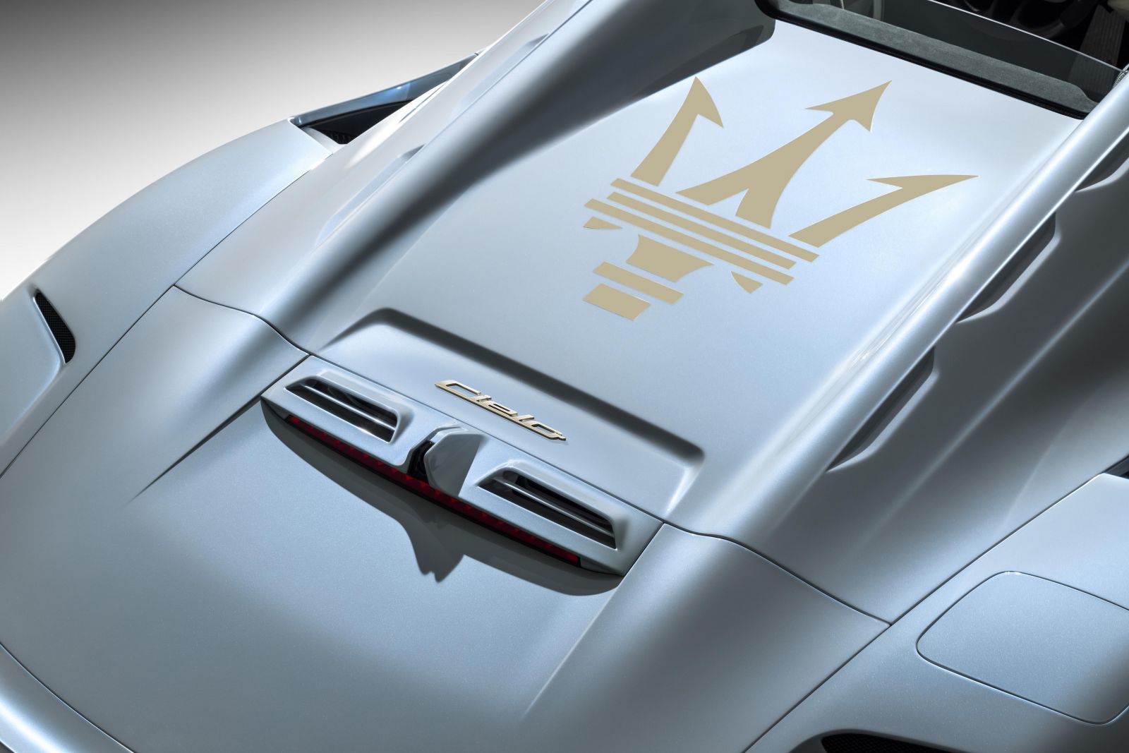 2023 Maserati MC20 and MC20 Cielo price and specs