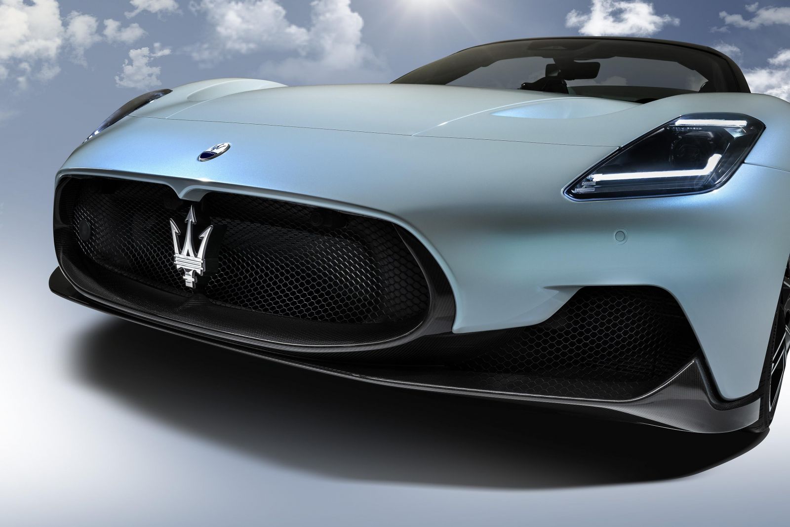 2023 Maserati MC20 and MC20 Cielo price and specs