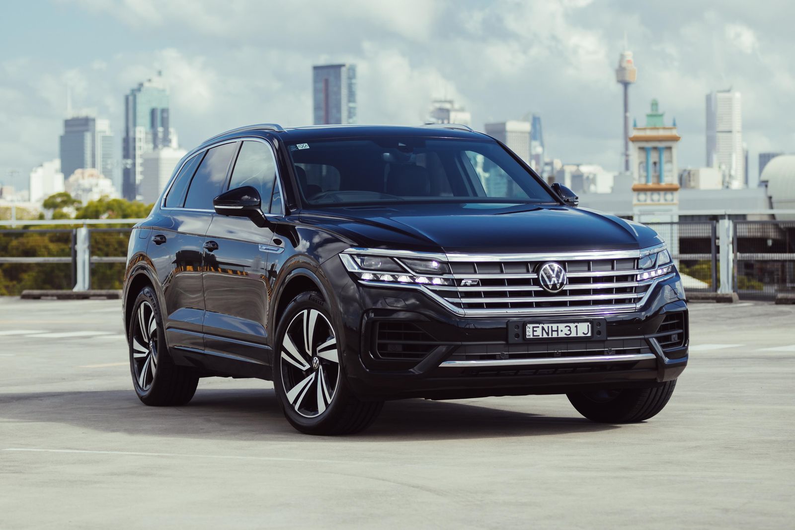 2022 Volkswagen Touareg and Arteon get free servicing