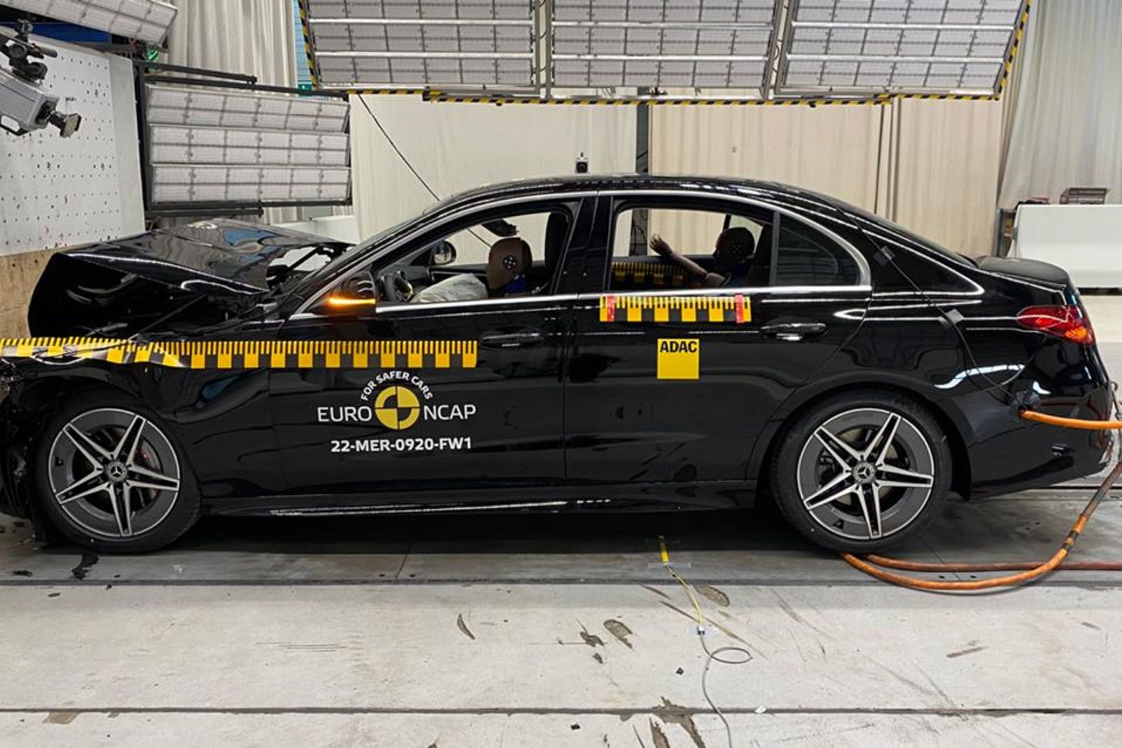 2022 Mercedes-Benz C200