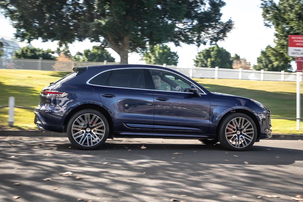 2022 Porsche Macan S