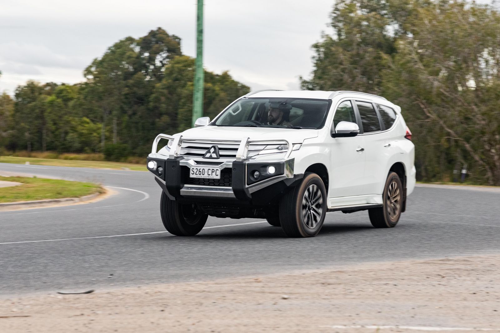 2022 Mitsubishi Pajero Sport GLS