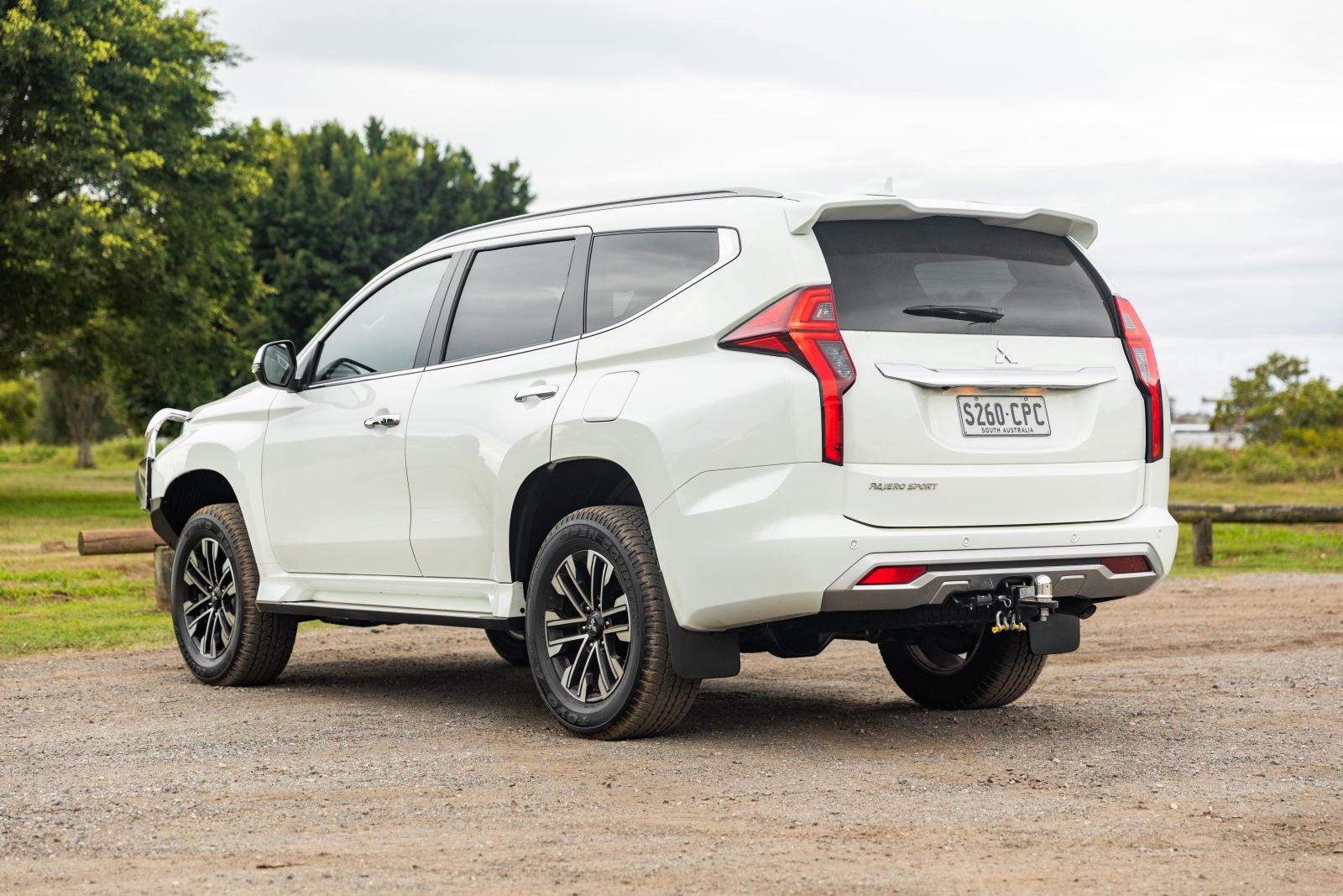 2022 Mitsubishi Pajero Sport GLS