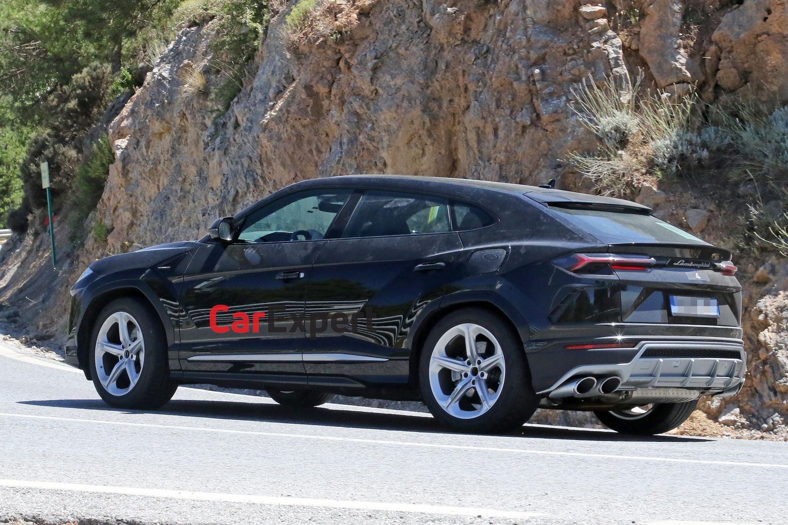 Lamborghini revealing three new cars before the end of 2022