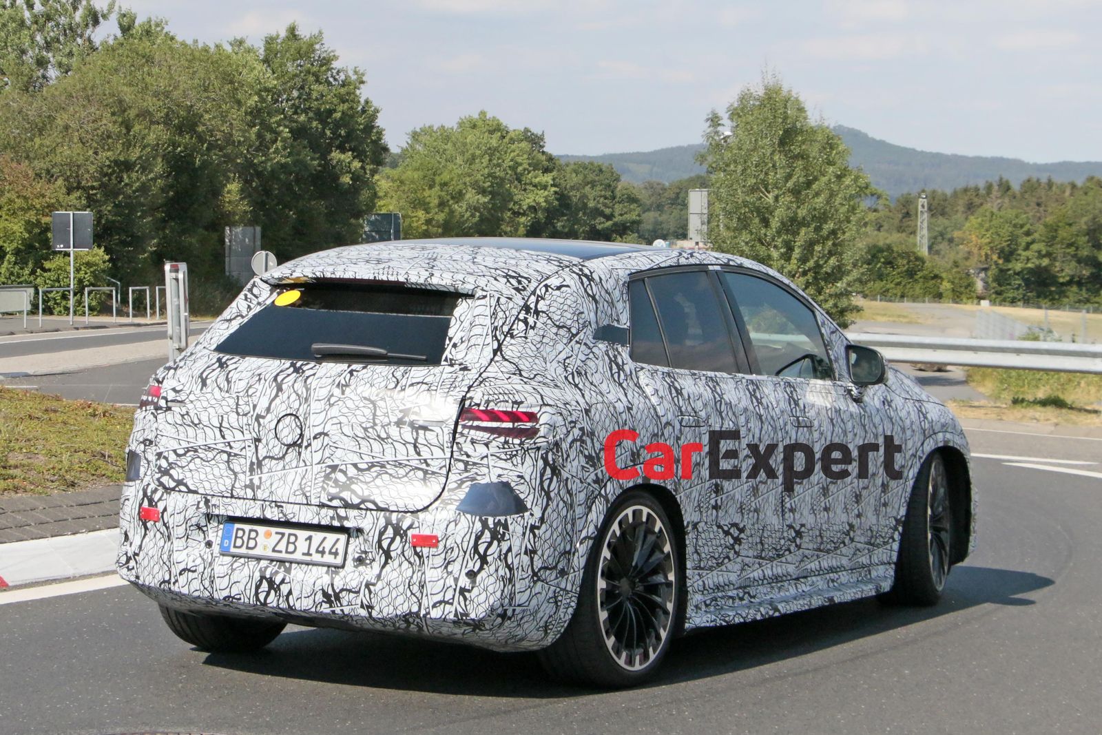 2023 Mercedes-AMG EQE 53 SUV spied