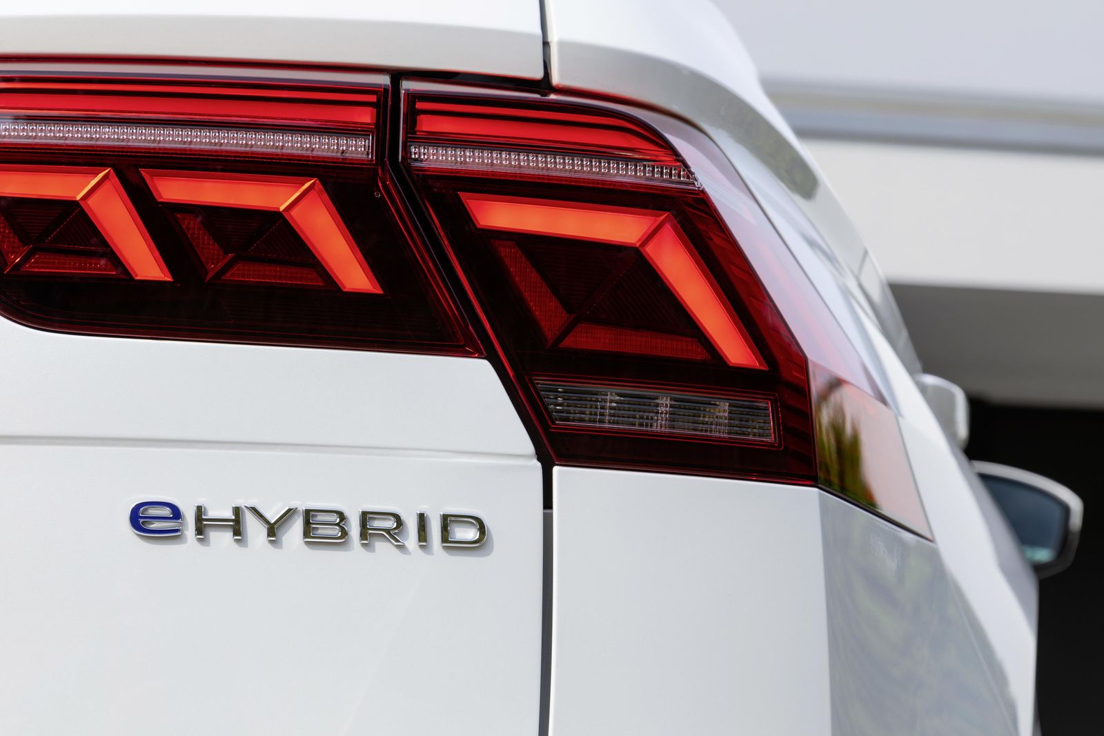 Volkswagen Golf, Tiguan PHEVs on track for Australia