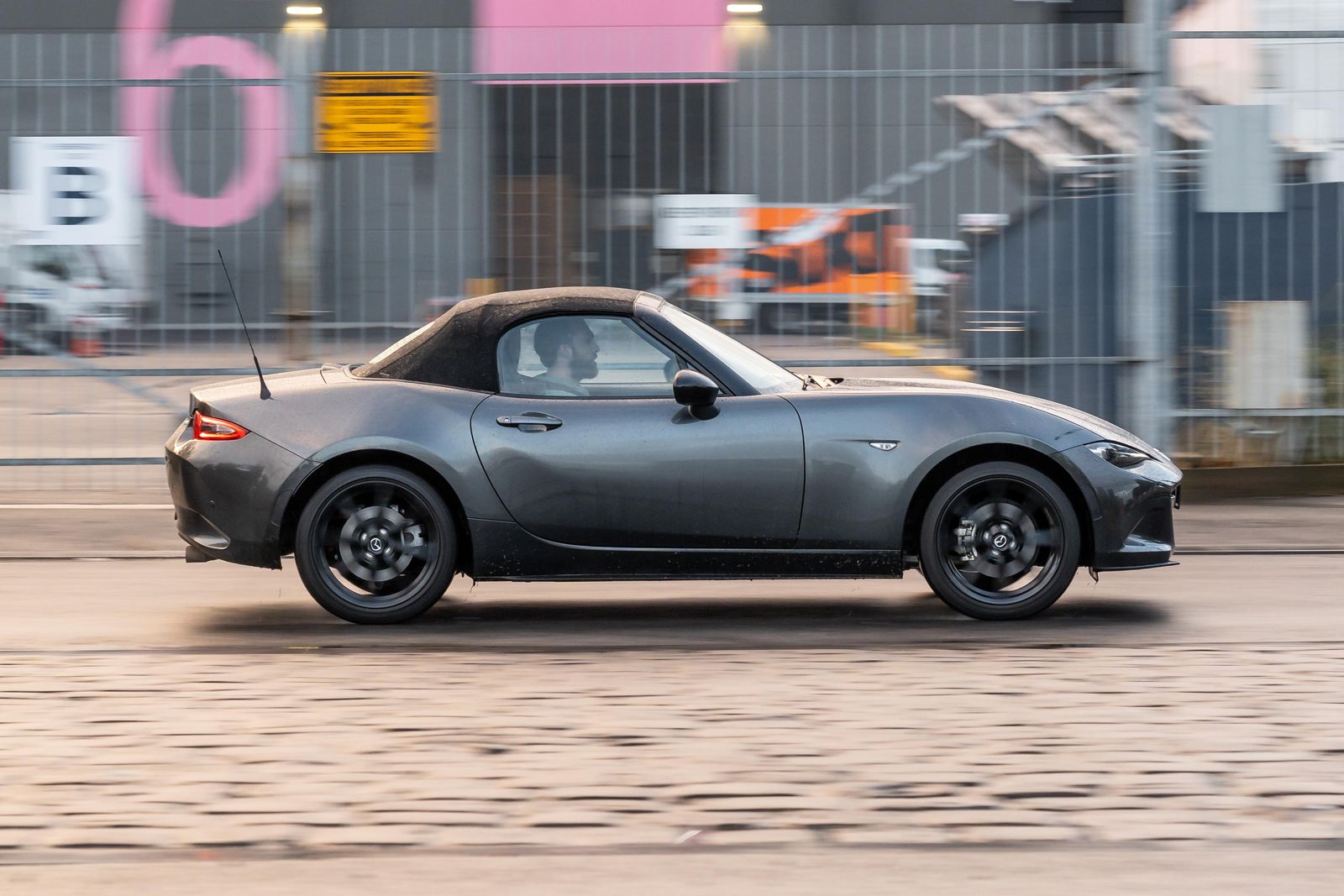 2022 Mazda MX-5 Roadster