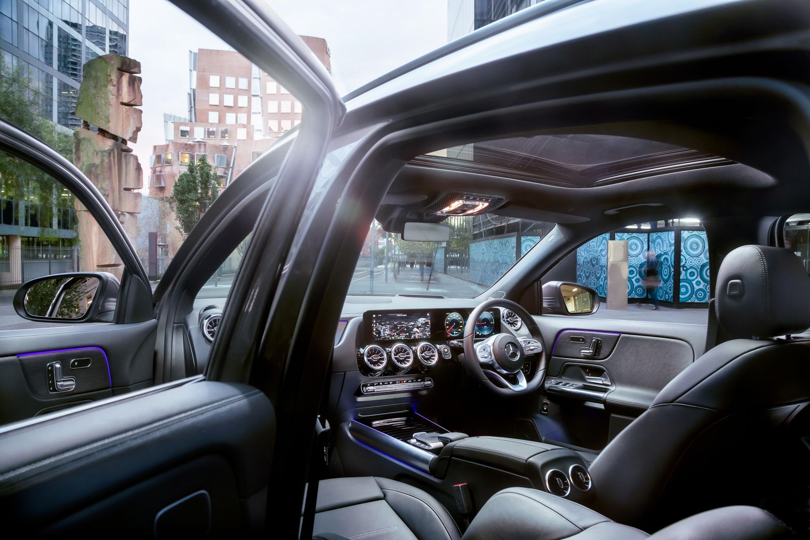 2022 Mercedes-Benz EQA price and specs
