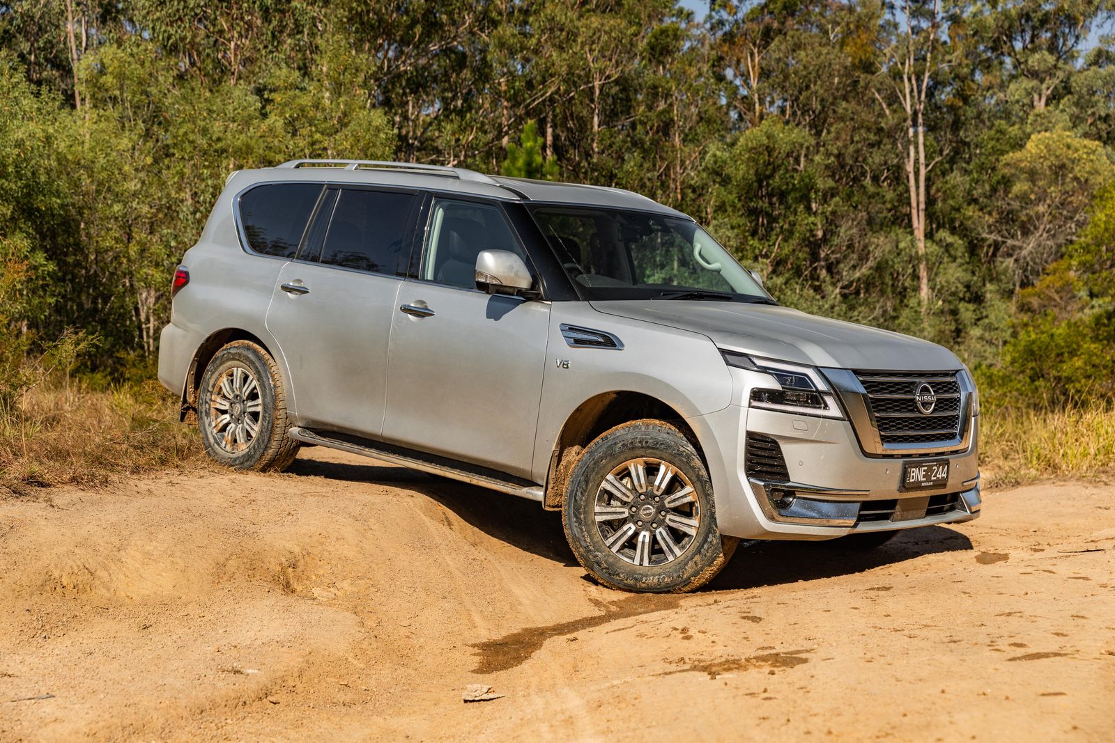 Nissan celebrates 60 years since first motorised Simpson Desert crossing