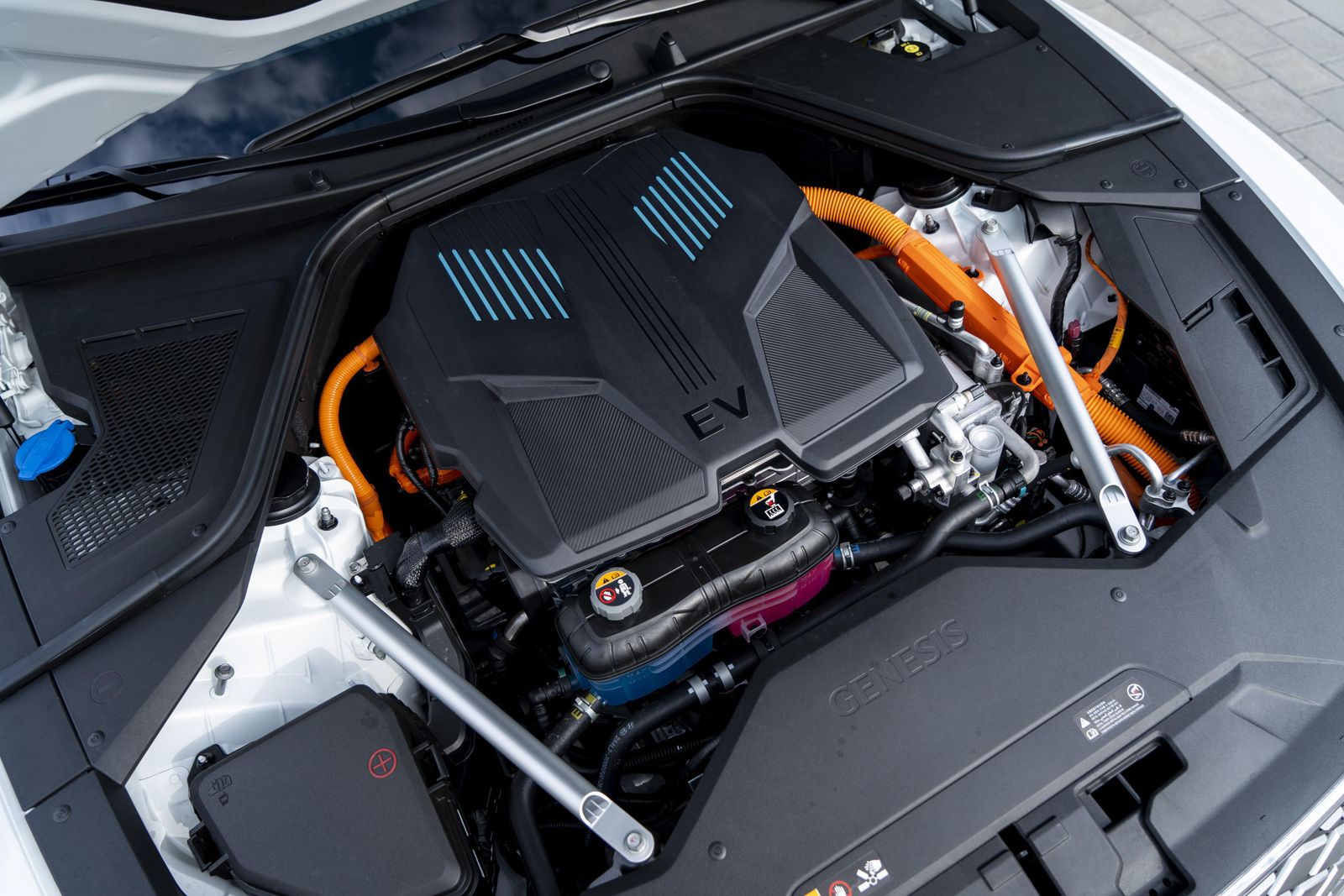 2023 Genesis Electrified G80 price and specs