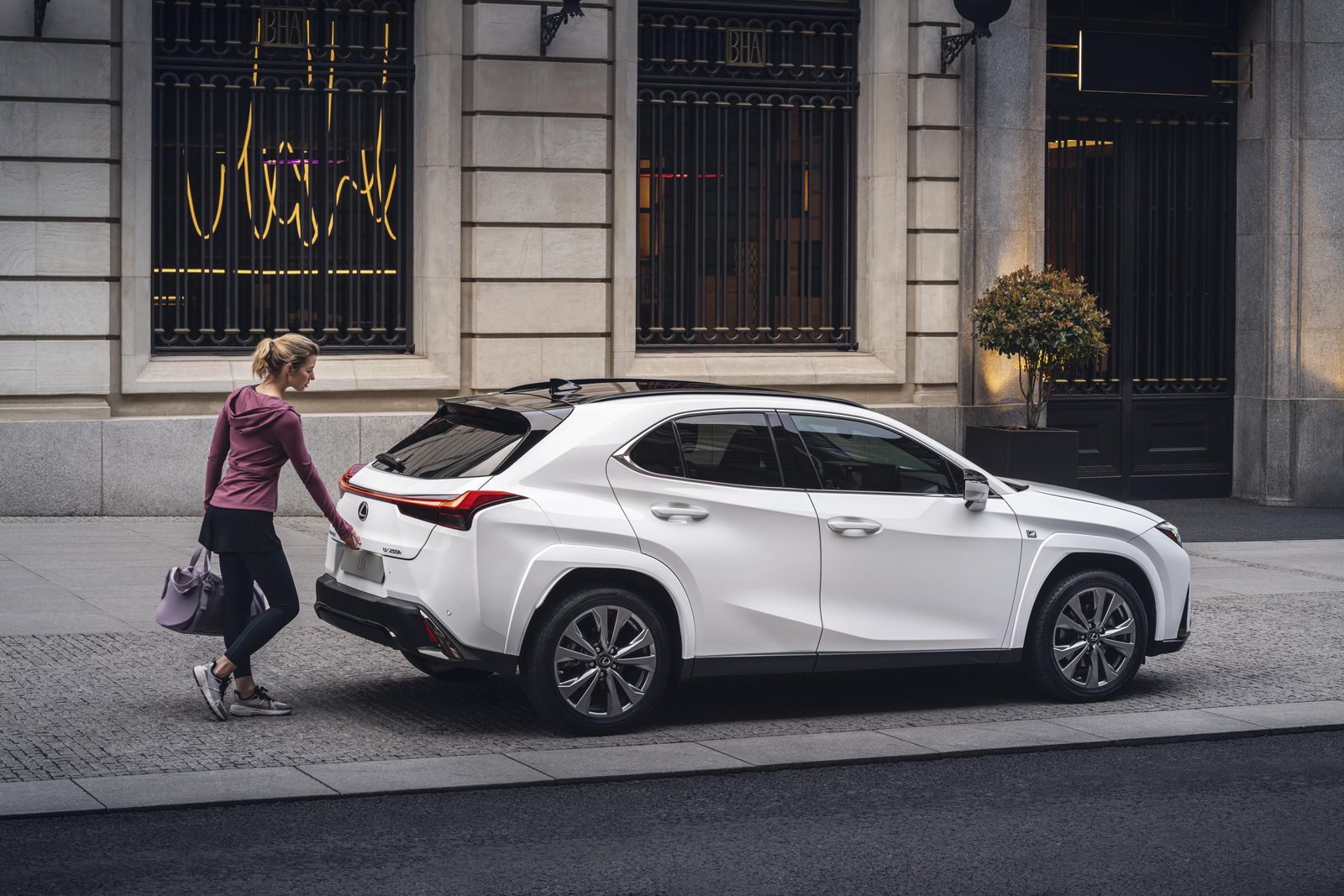 2023 Lexus UX price and specs
