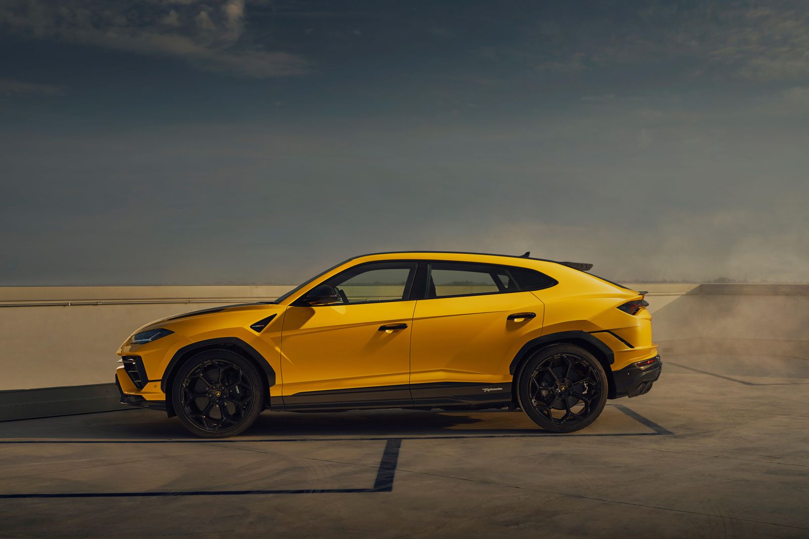 2023 Lamborghini Urus Performante revealed