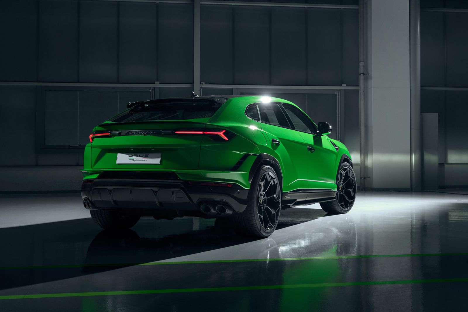 2023 Lamborghini Urus Performante revealed