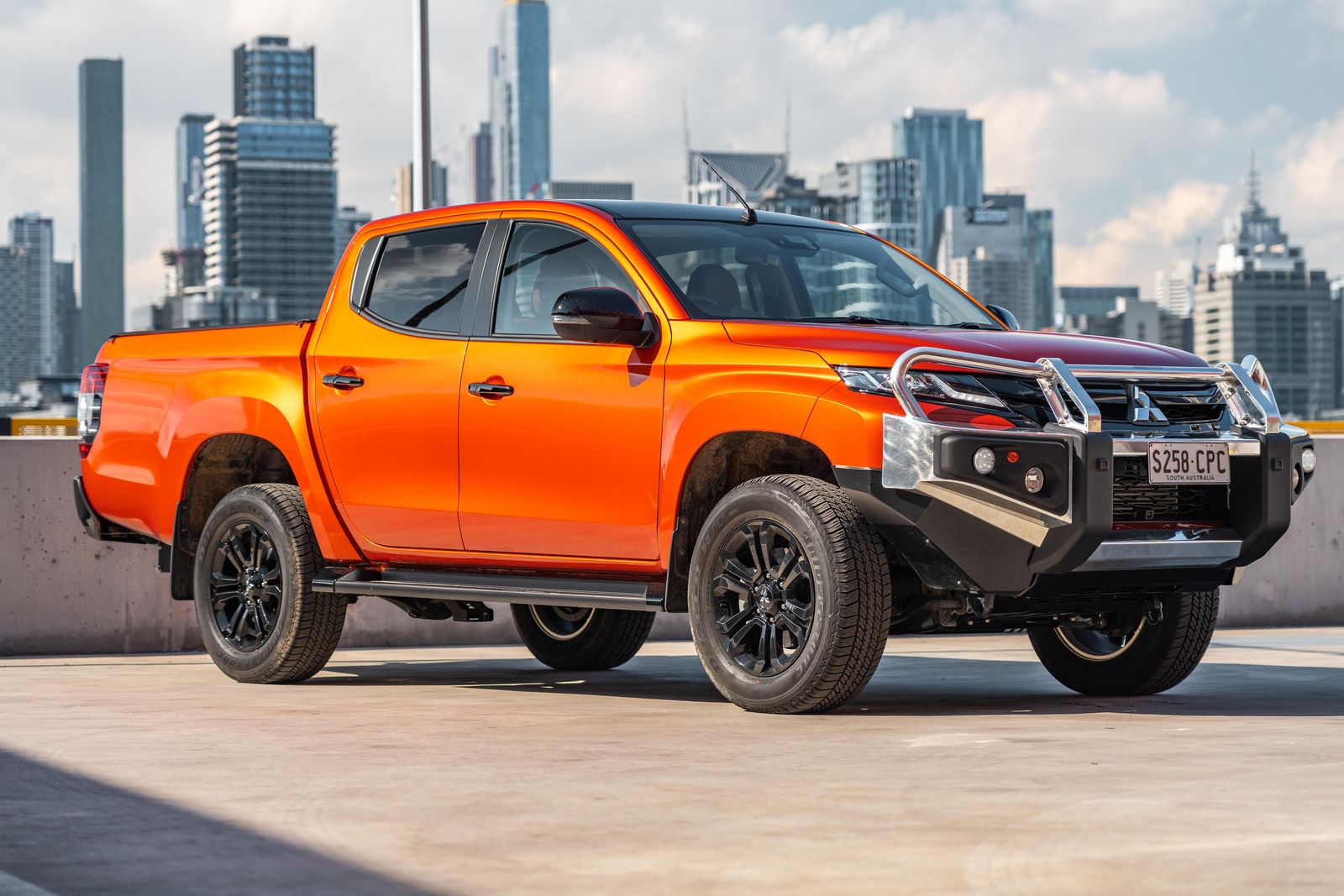 2022 Mitsubishi Triton GSR