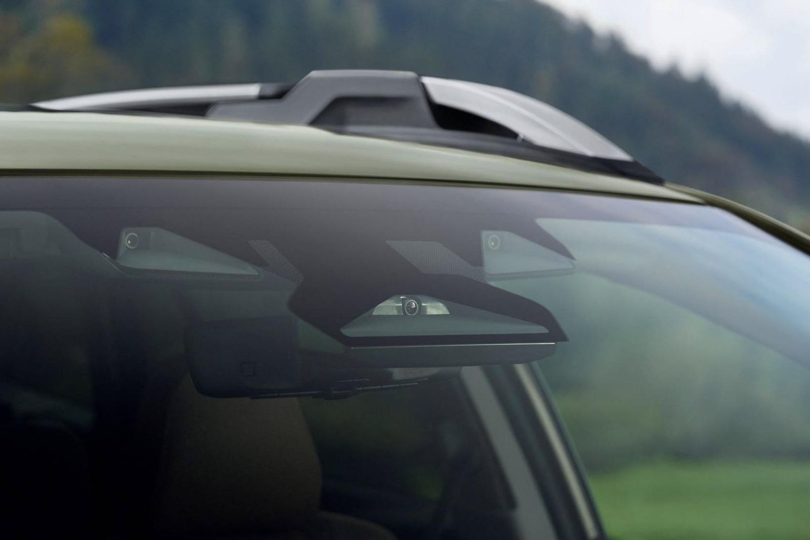 Advanced driver assistance systems: Cameras or sensor fusion?