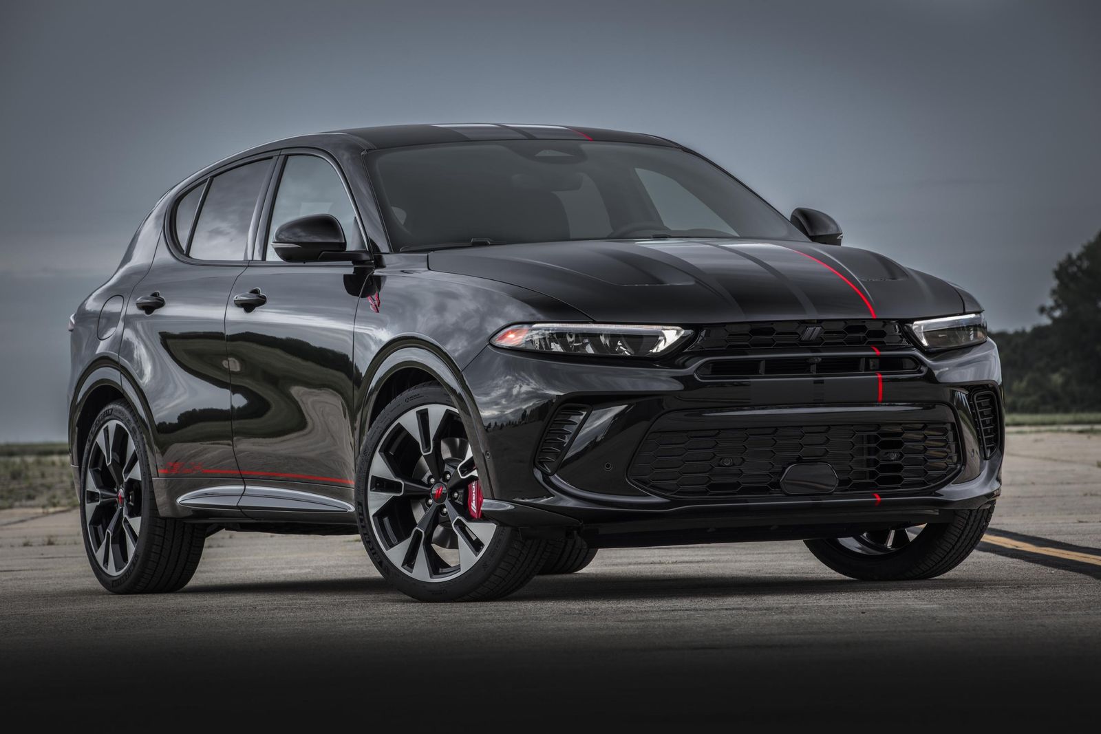 2023 Dodge Hornet revealed as Alfa Romeo Tonale cousin