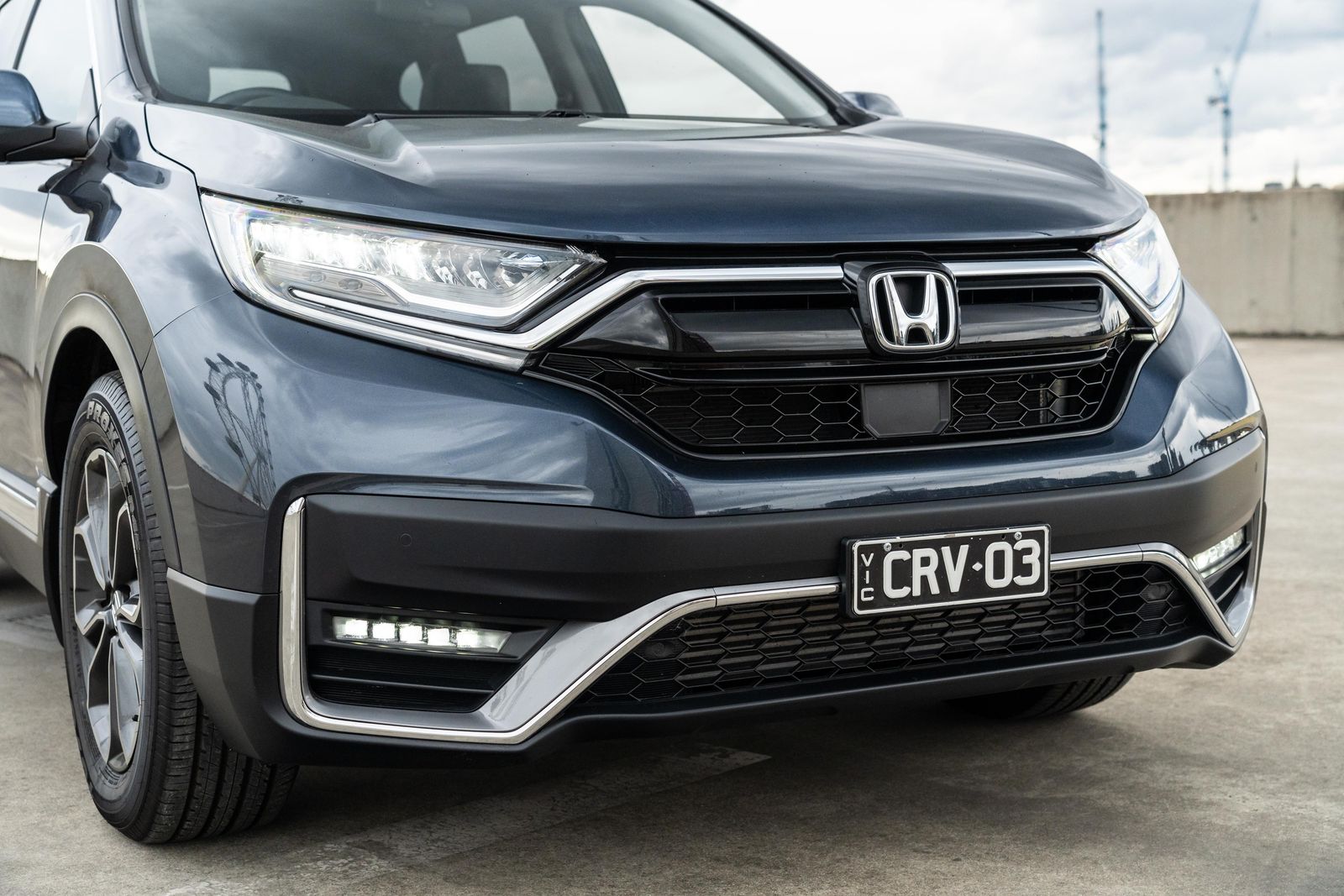 Mitsubishi Outlander v Volkswagen Tiguan Allspace v Honda CR-V comparison