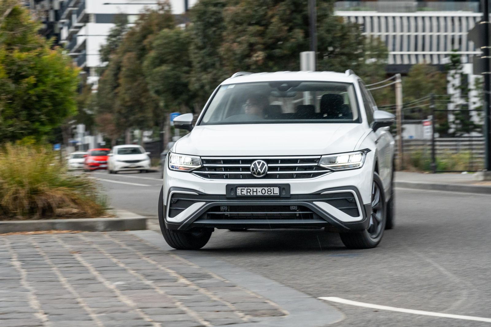 Mitsubishi Outlander v Volkswagen Tiguan Allspace v Honda CR-V comparison