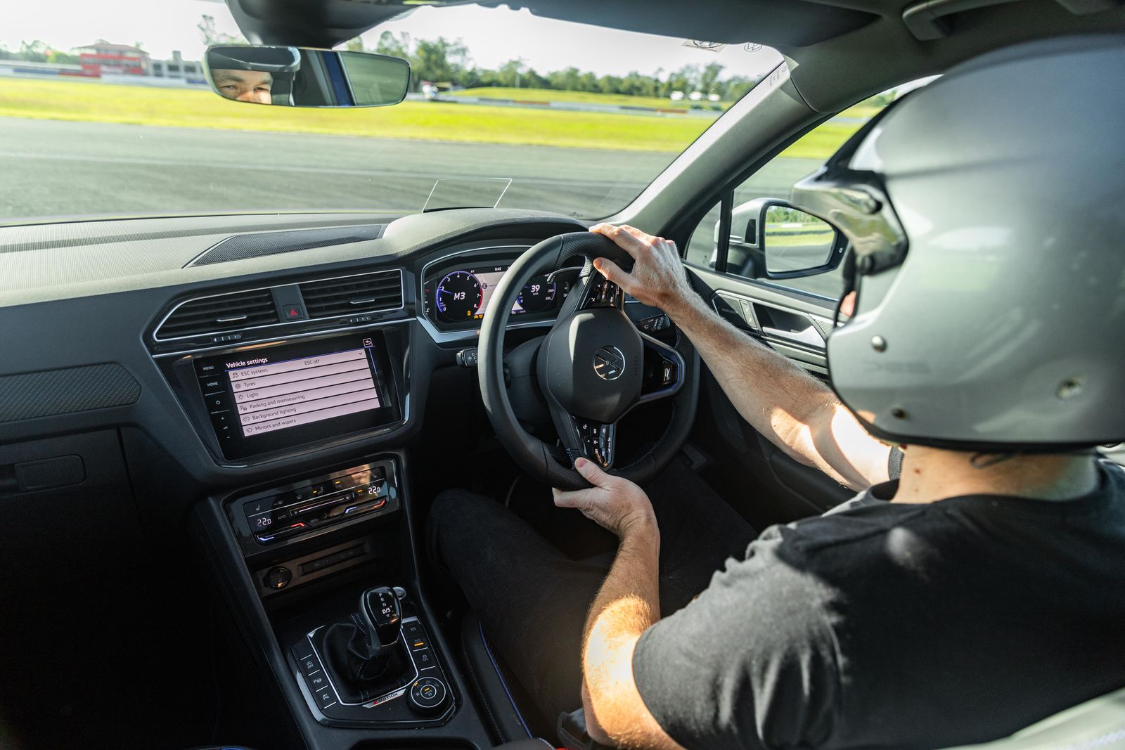 2022 Volkswagen Tiguan R performance