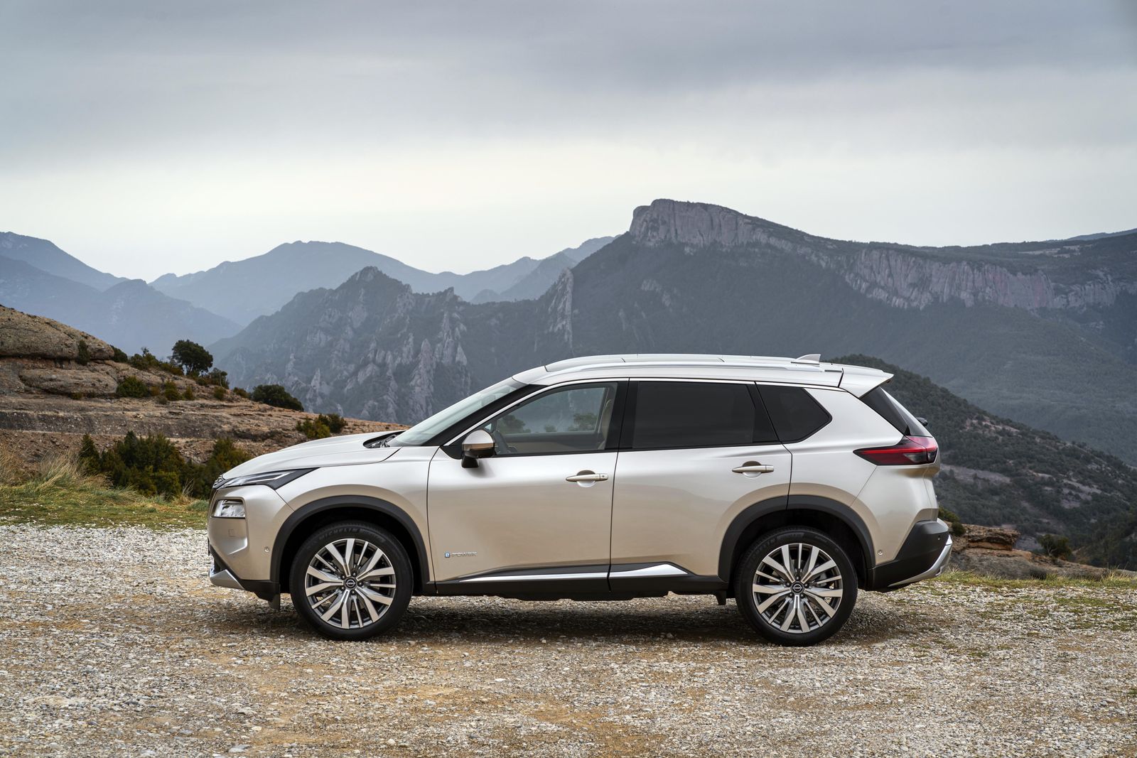 Nissan X-Trail e-Power hybrid AWD here early 2023