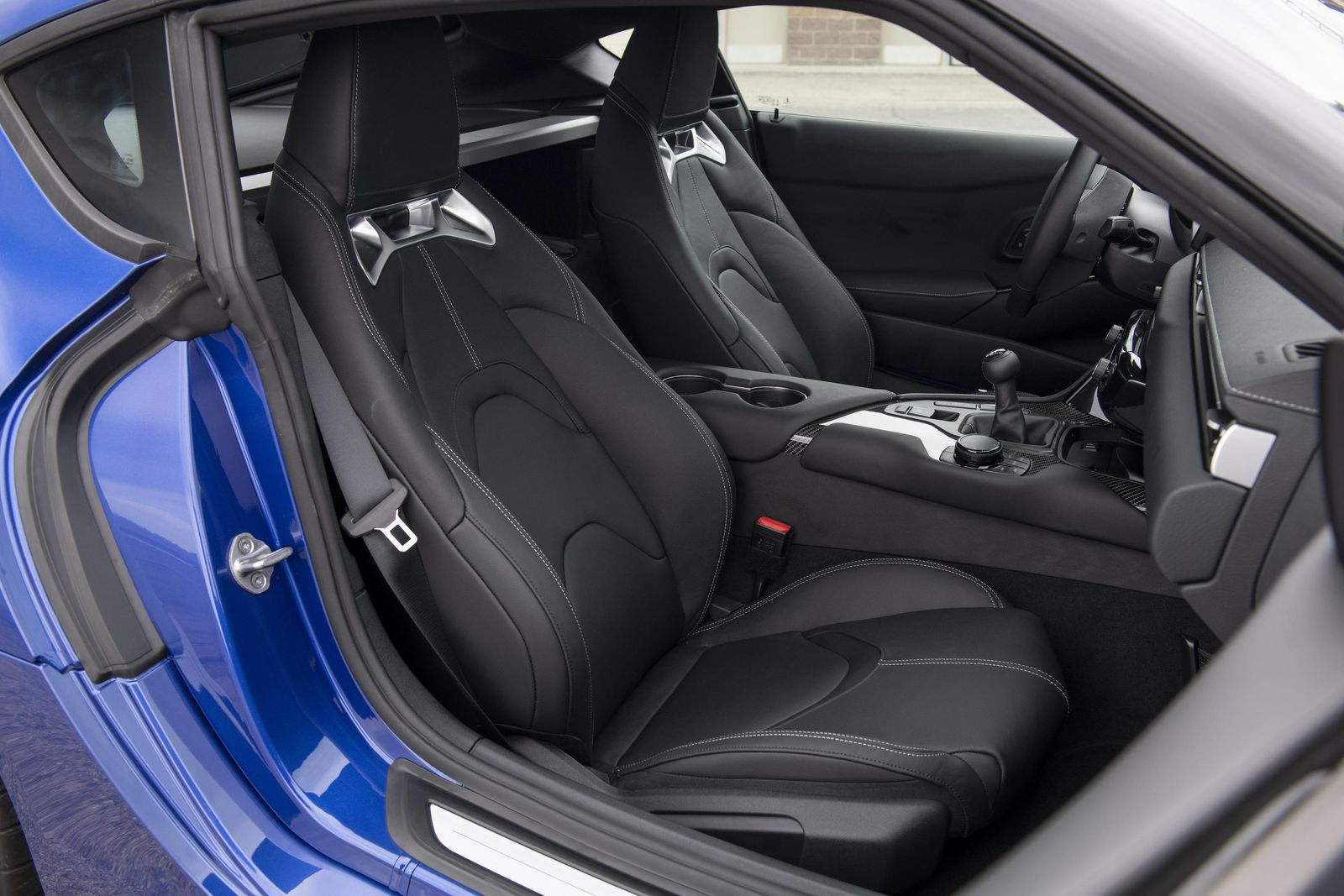 2023 Toyota GR Supra manual