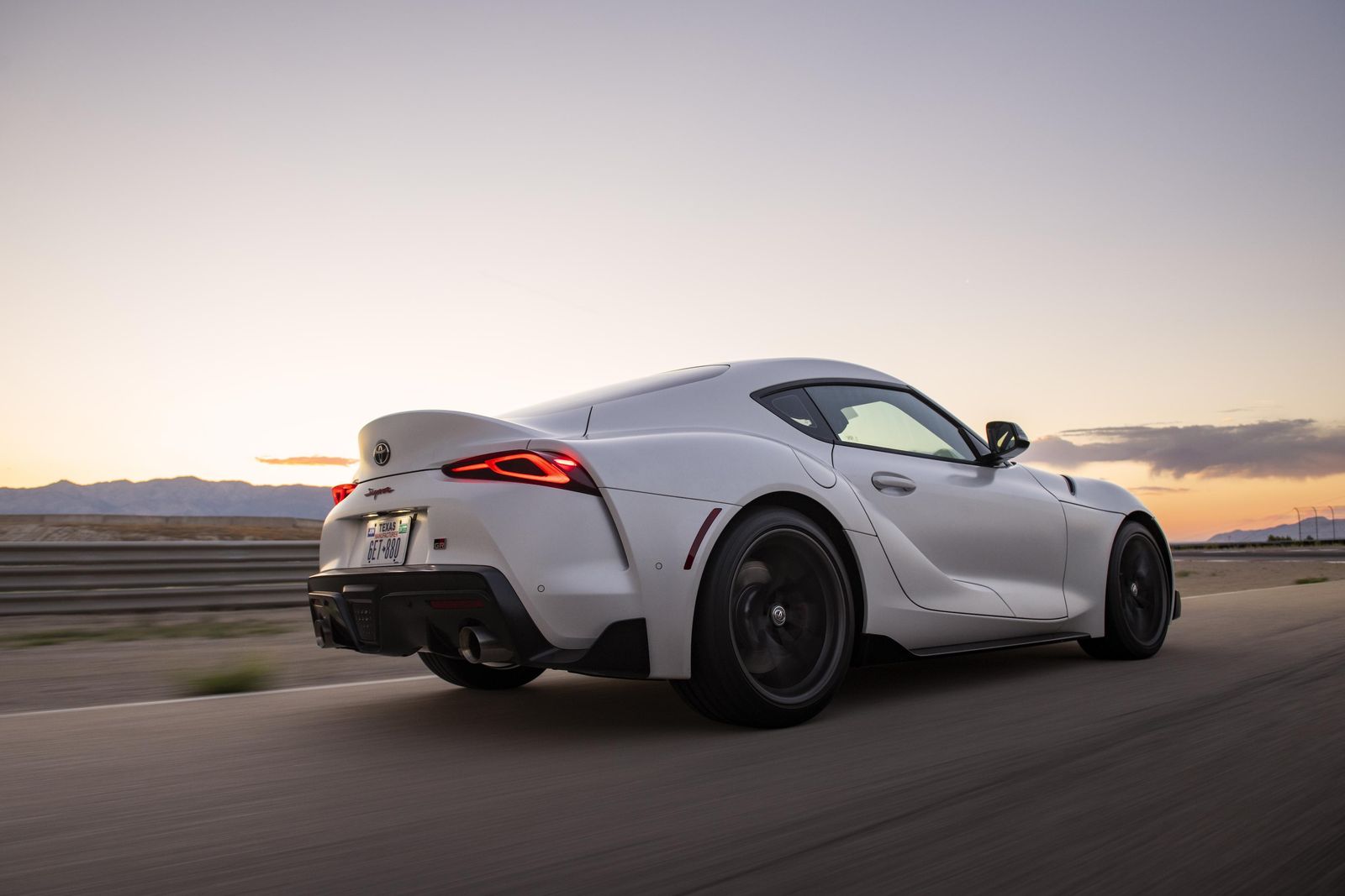 2023 Toyota GR Supra manual