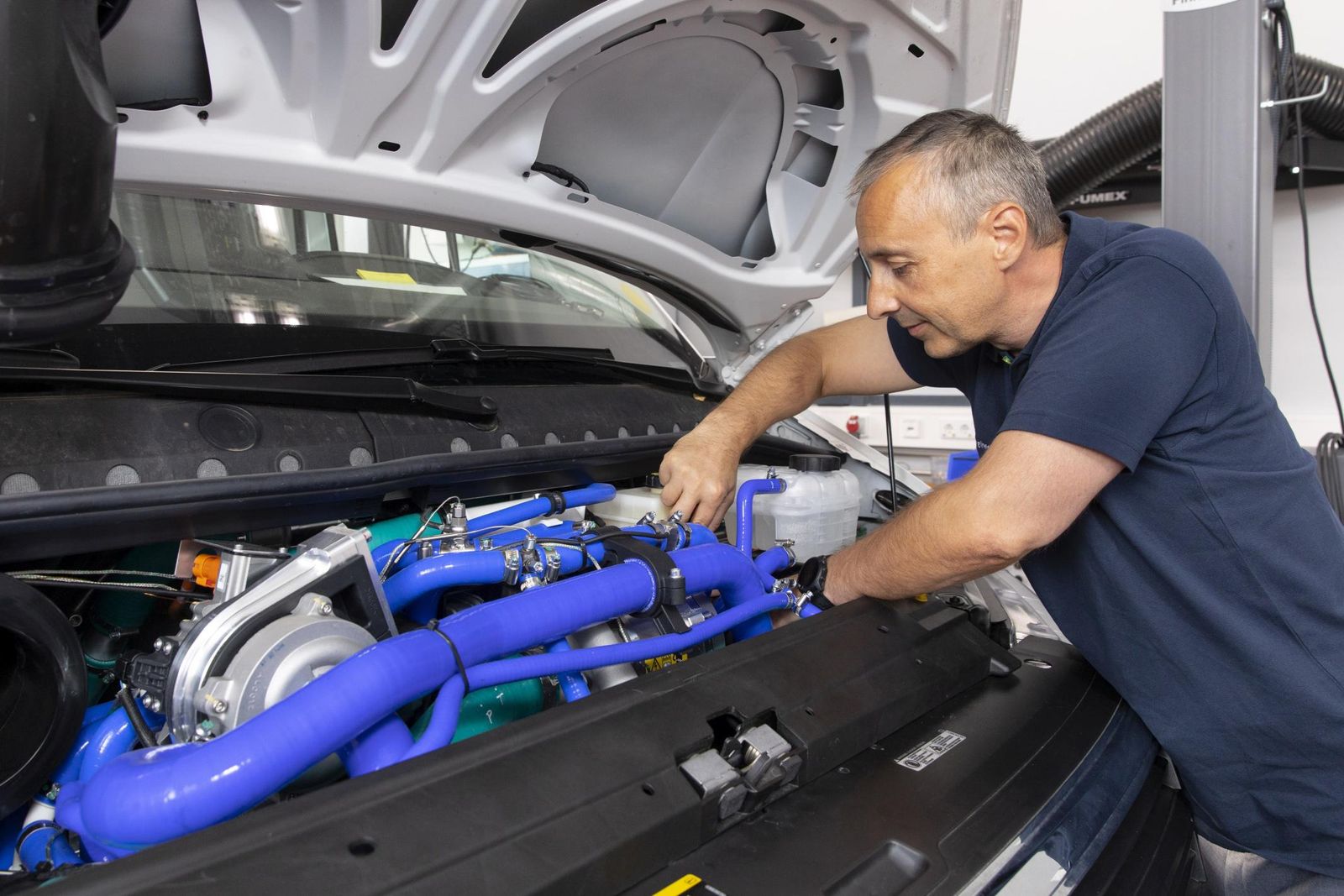 Bosch invests in zero-emissions light commercial vehicle tech