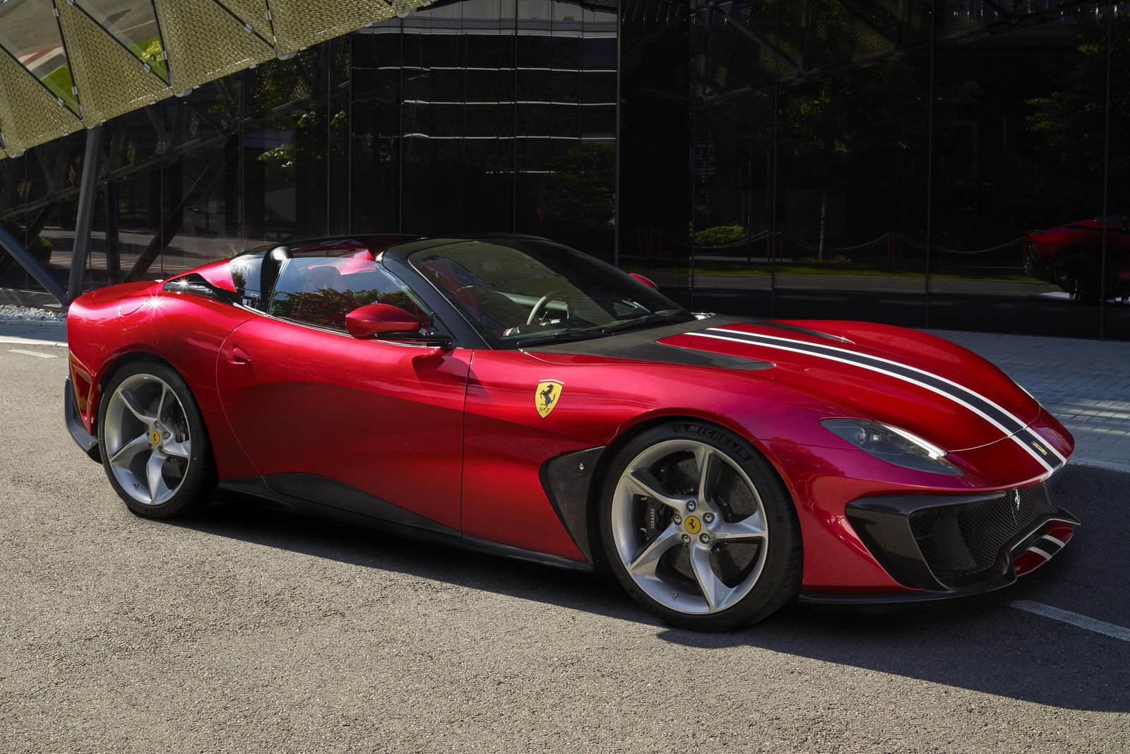 Ferrari SP51: One-off V12 roadster unveiled