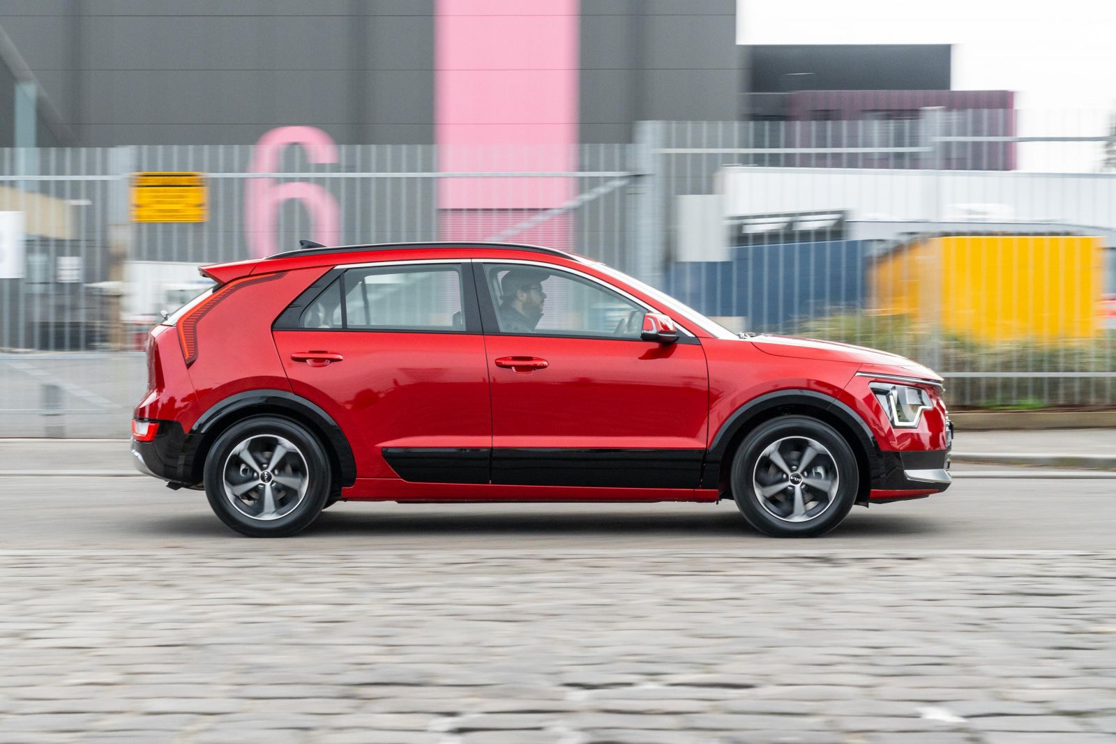 2023 Kia Niro Hybrid S