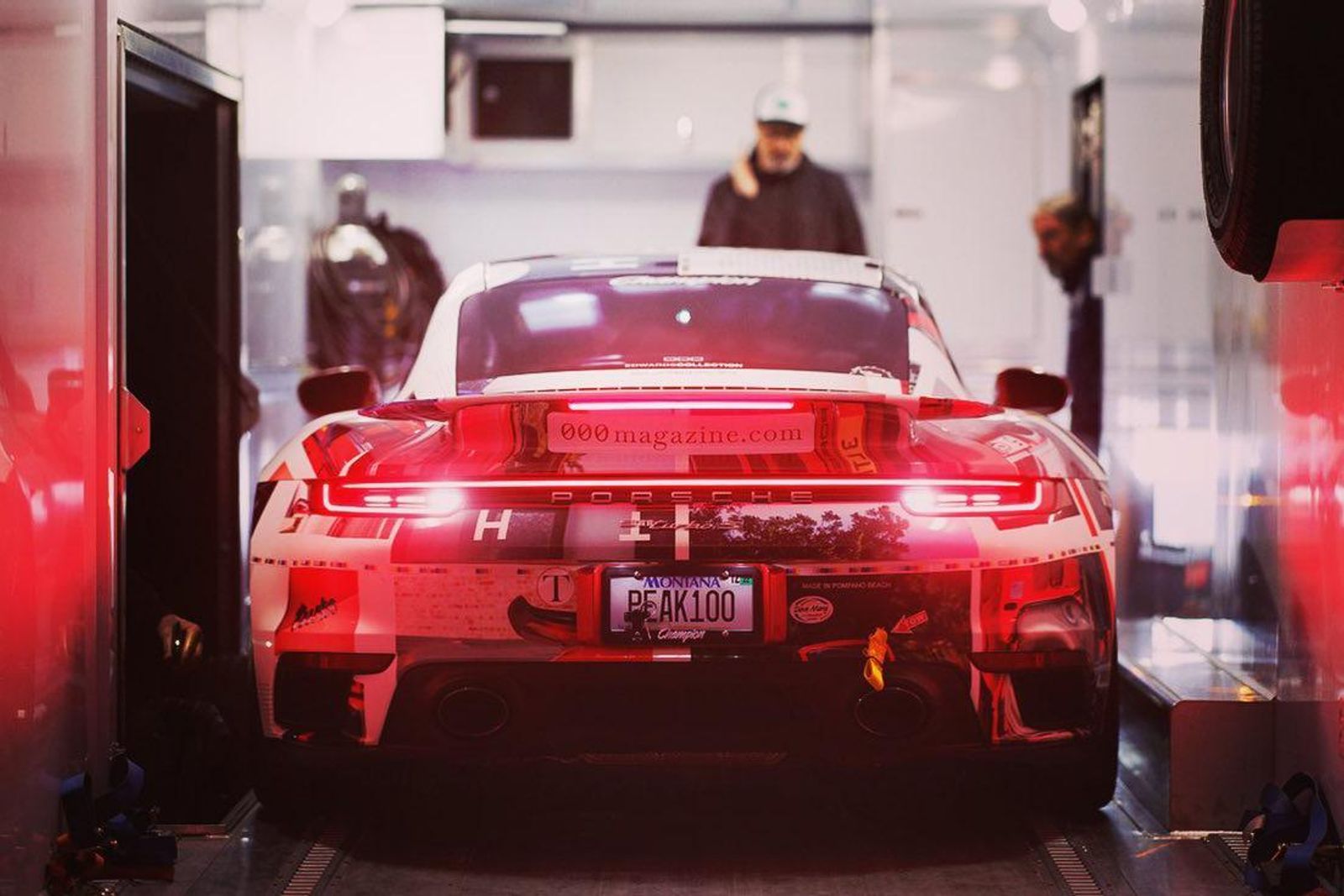 Porsche 911 Turbo S sets new Pikes Peak record