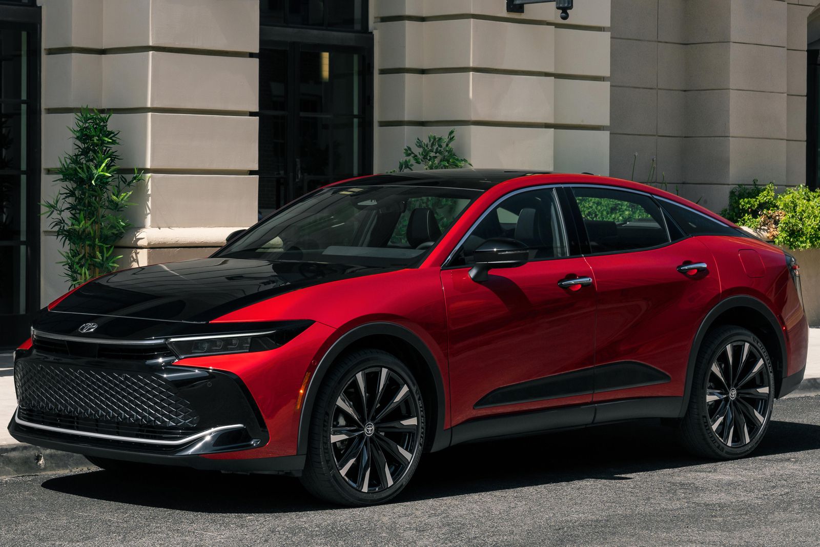 Toyota Grand Highlander teased with new Hybrid Max drivetrain