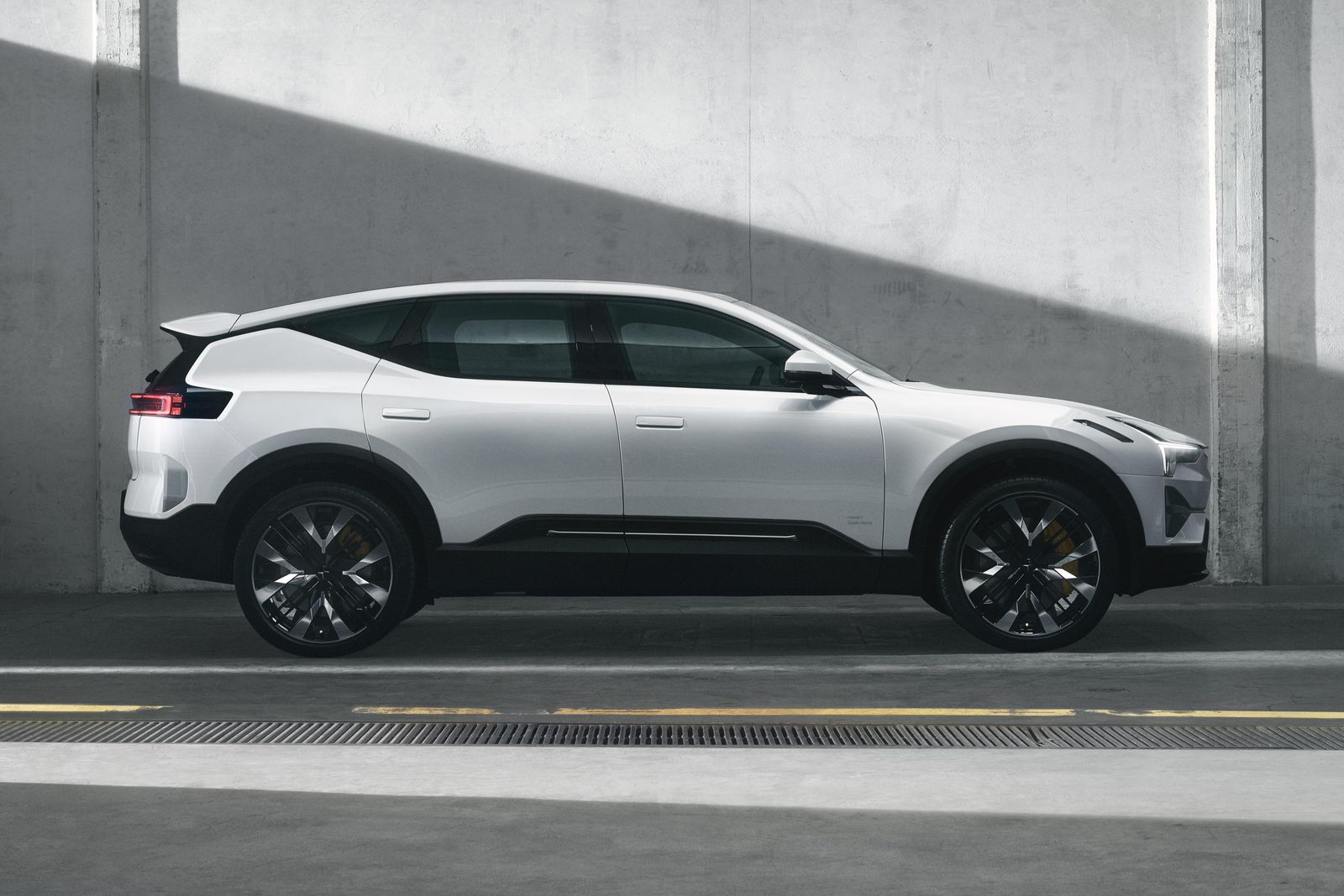 Polestar 3 electric SUV revealed