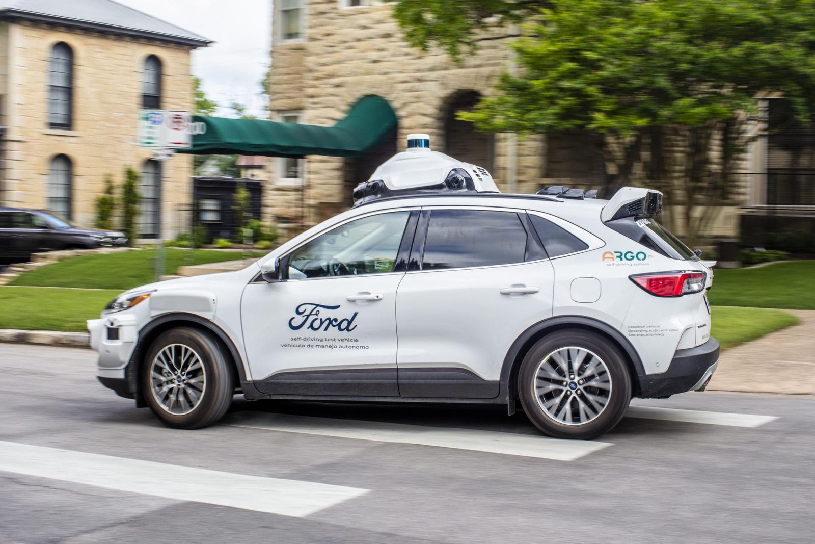 Ford and VW-backed self-driving startup axed