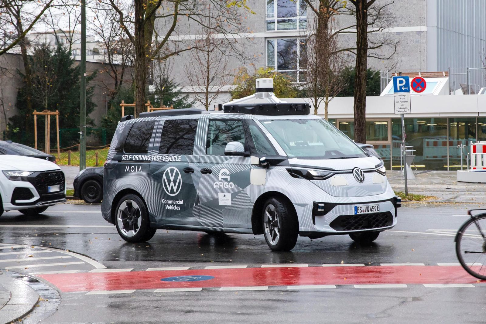 Volkswagen to work with Mobileye on autonomous driving – report