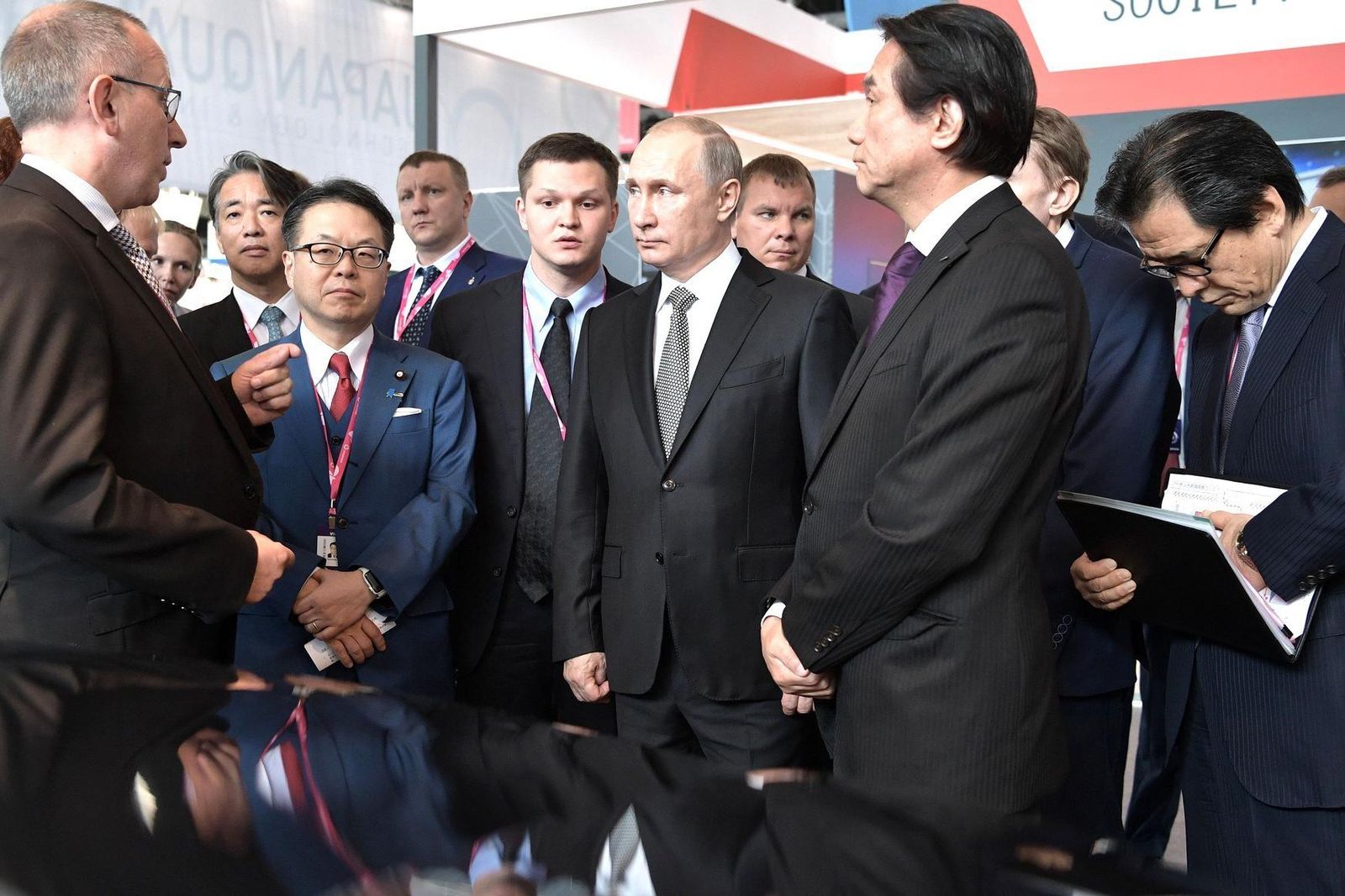 Nissan to sell Russian operations