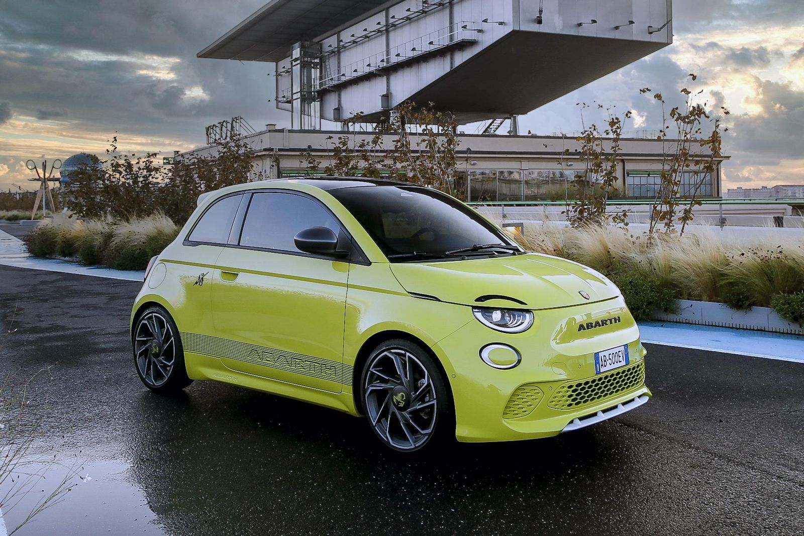 2023 Abarth 500e revealed as brand’s first EV, in Australia late 2023