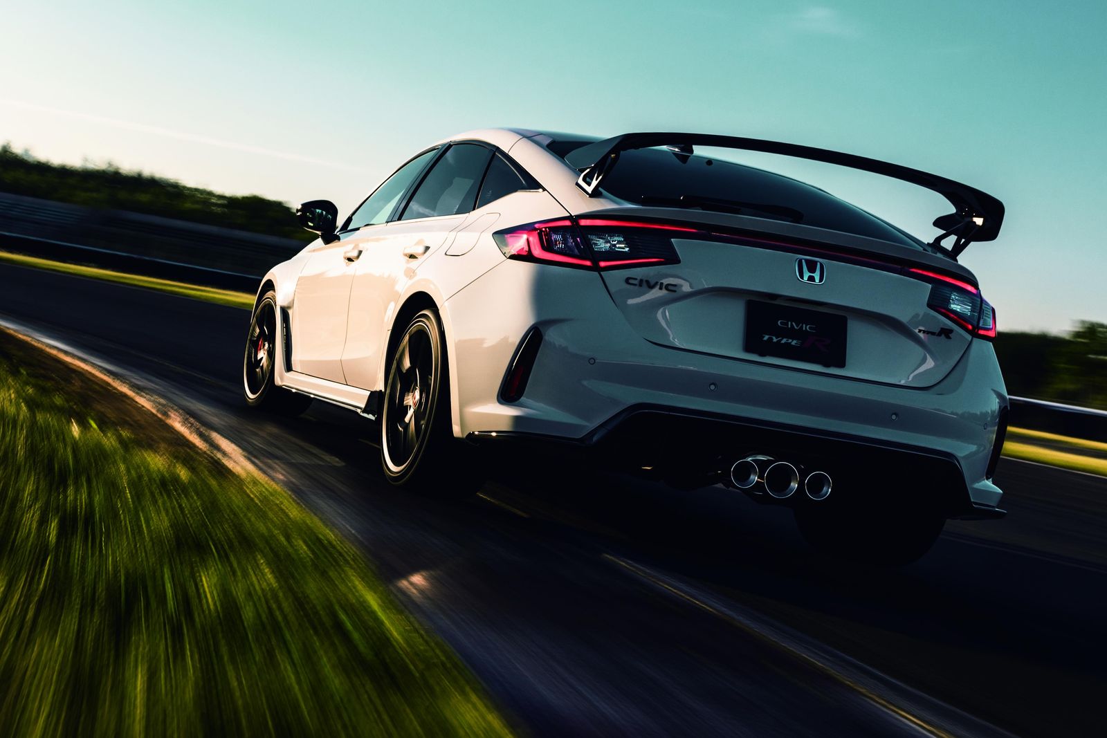 2023 Honda Civic Type R priced from $72,600 drive-away
